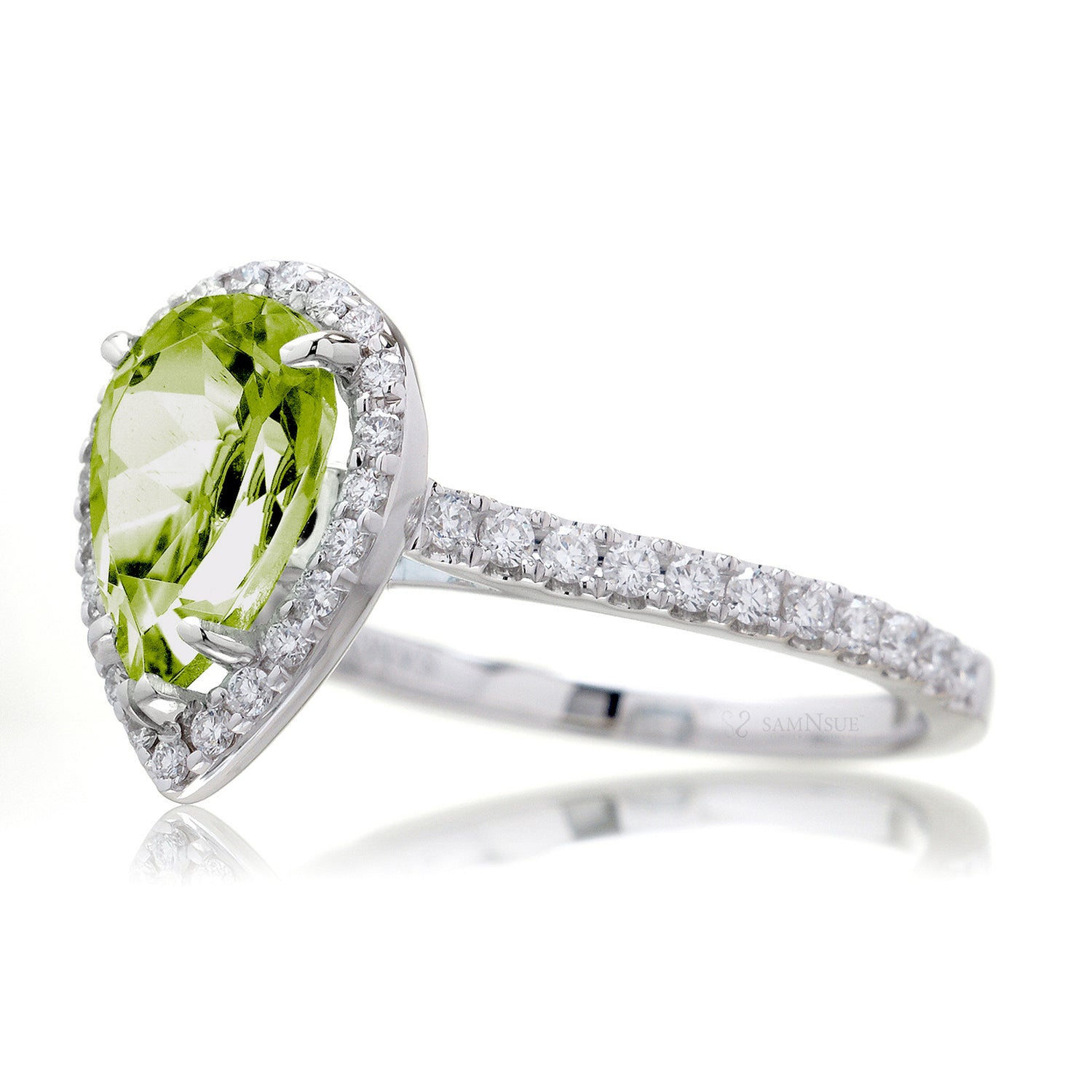 The Sunset Pear Peridot