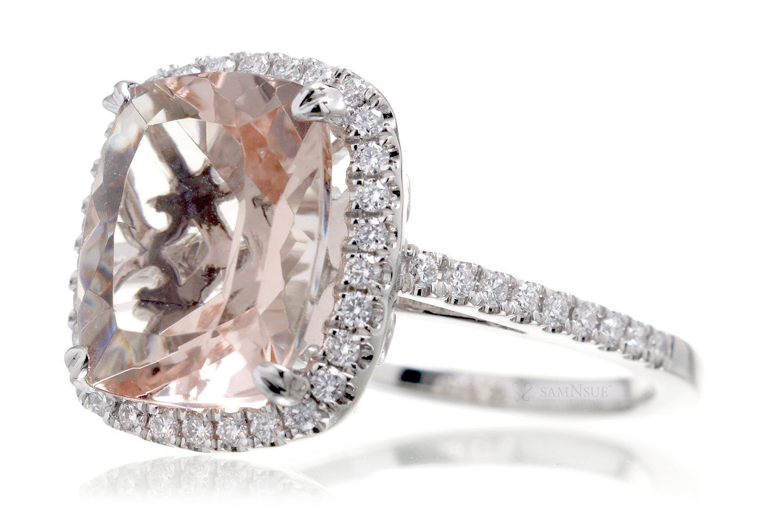 The Signature Curved Cushion Morganite (11x9)