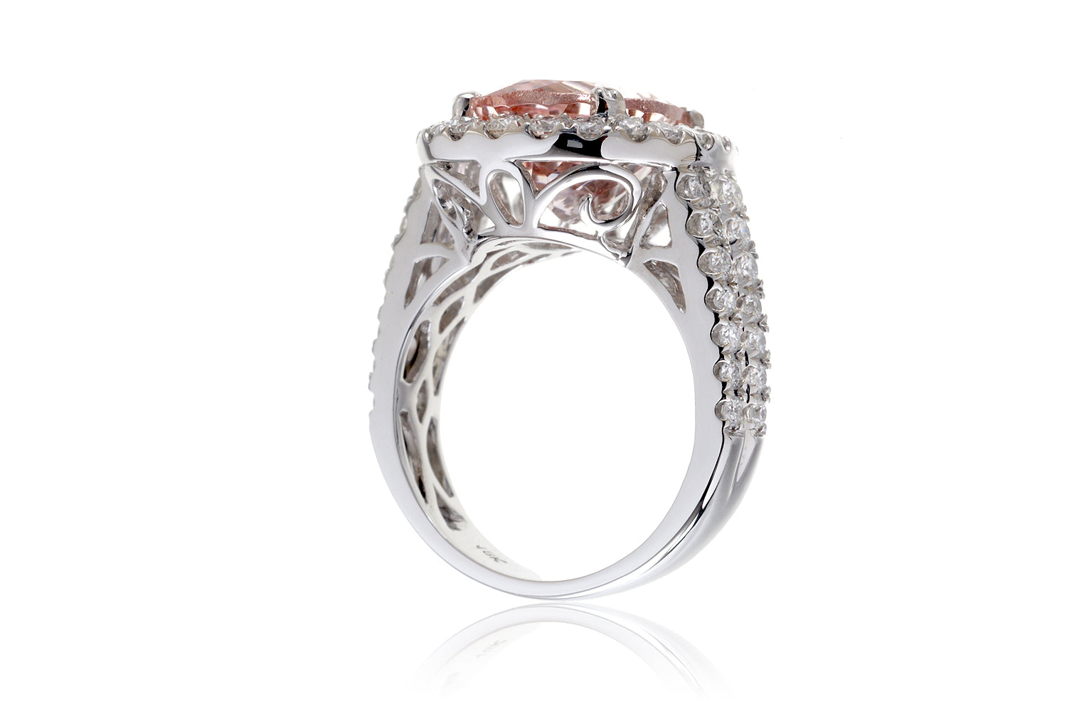 The Lydia Oval Morganite (12.5x10)
