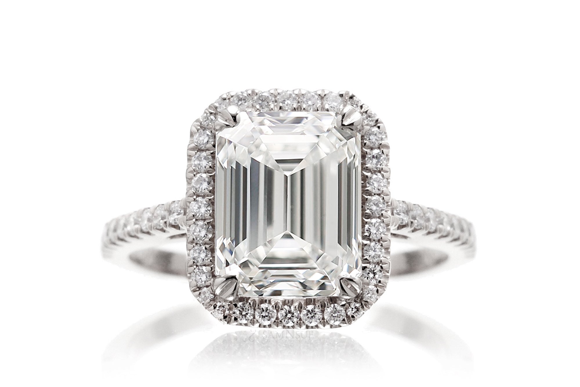 The Signature Emerald Lab-Grown Diamond Ring | White Gold Platinum