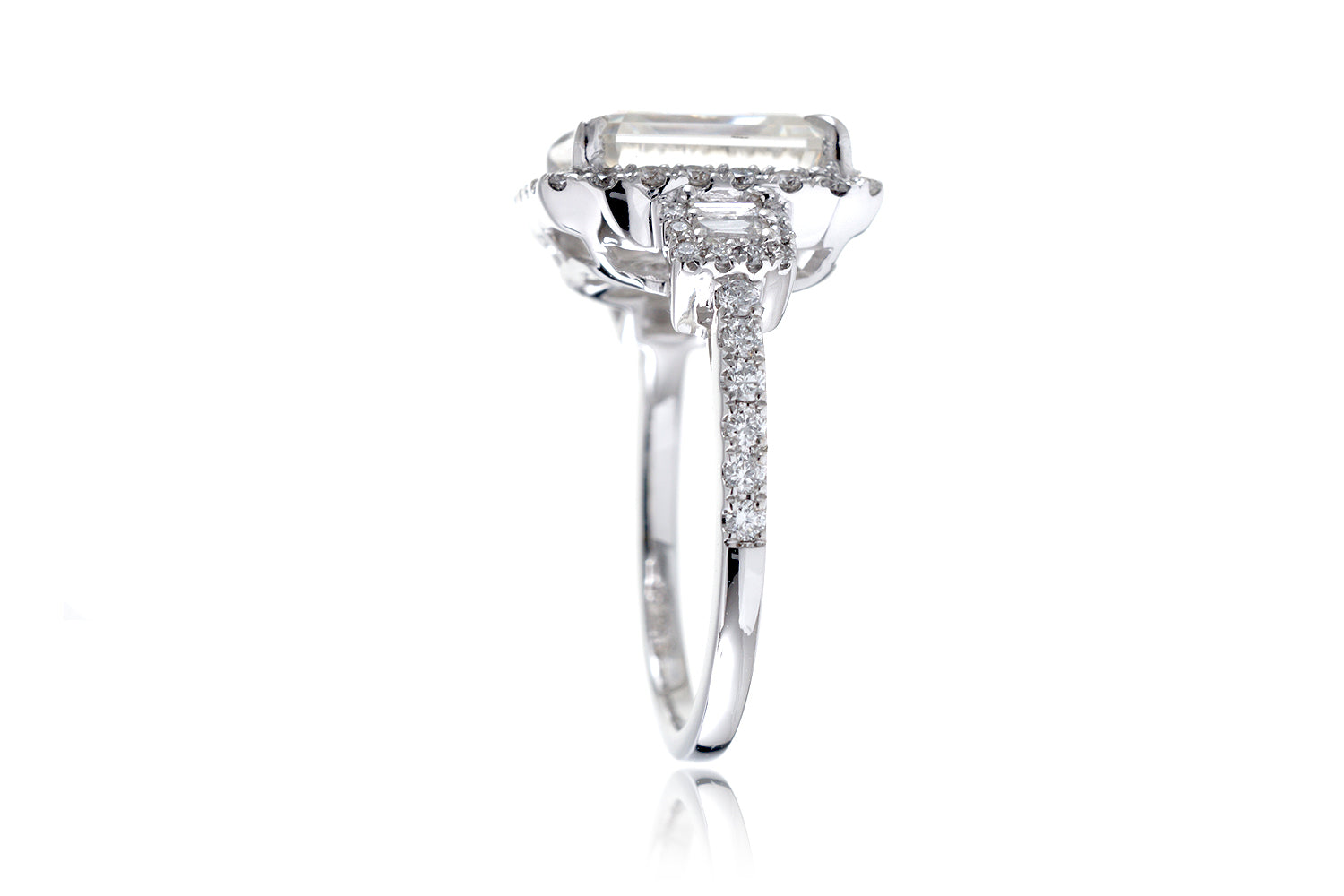 The Cali Emerald Moissanite