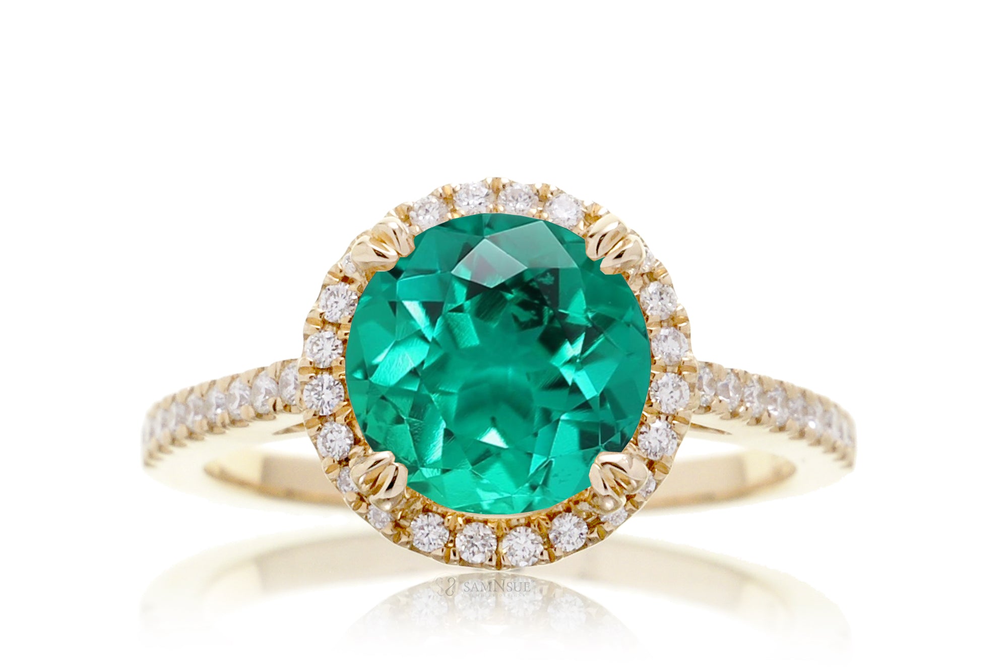The Signature Round Green Emerald (Lab Grown)