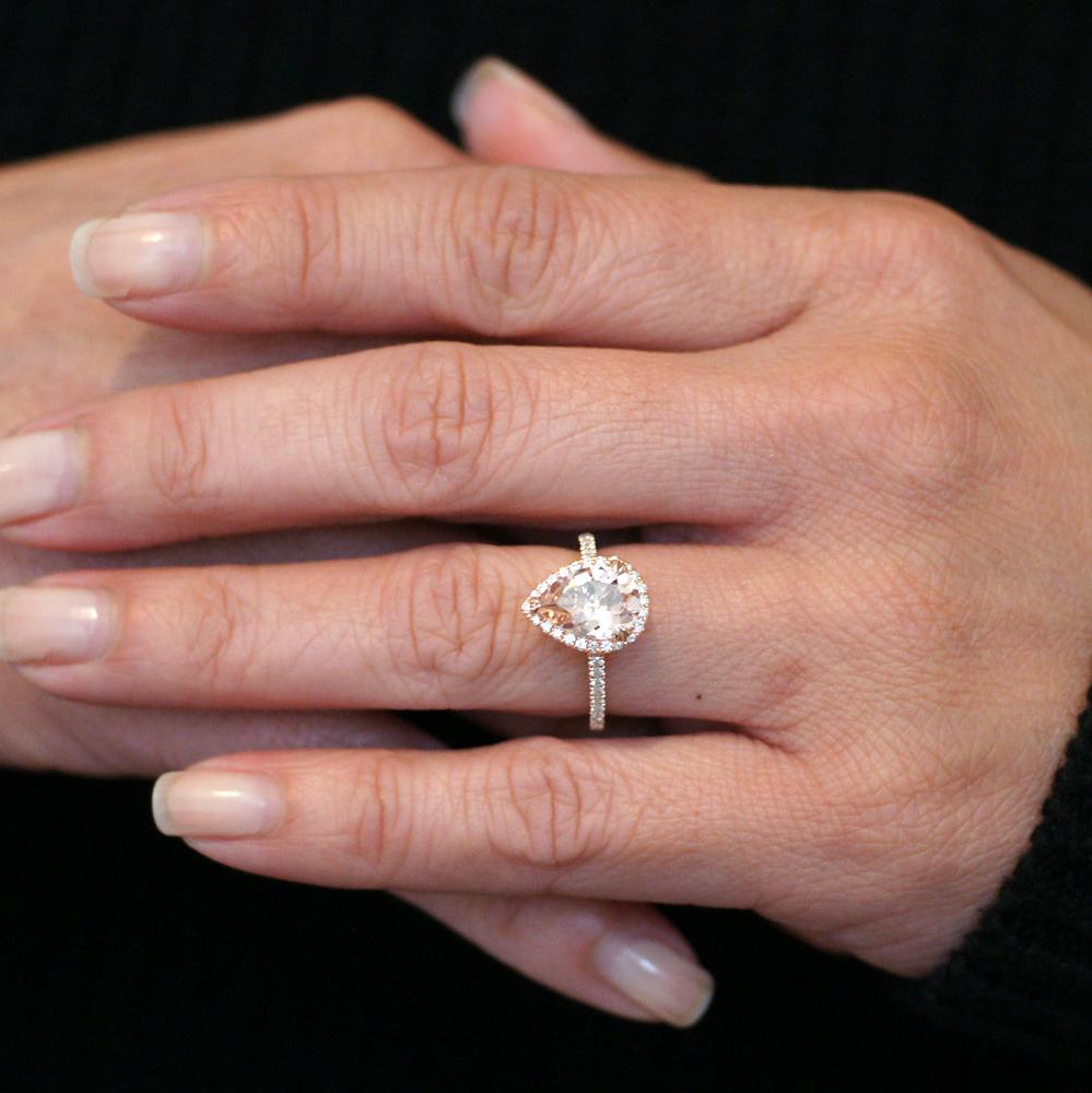 The Signature Pear Morganite