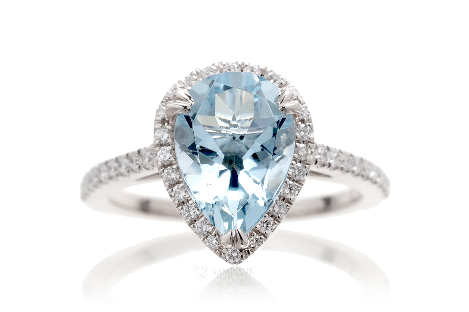 Woman Aquamarine Engagement Ring | The Signature Pear White Gold