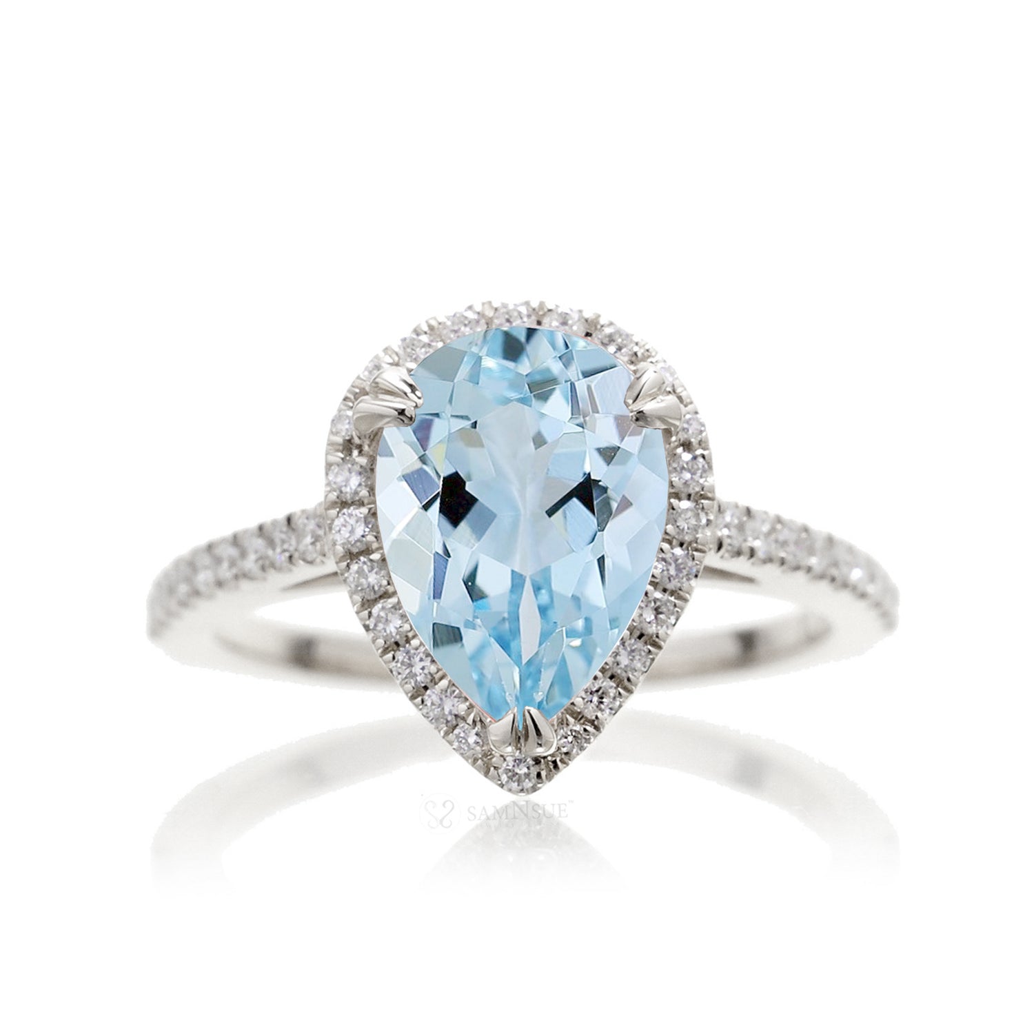 The Signature Pear Aquamarine