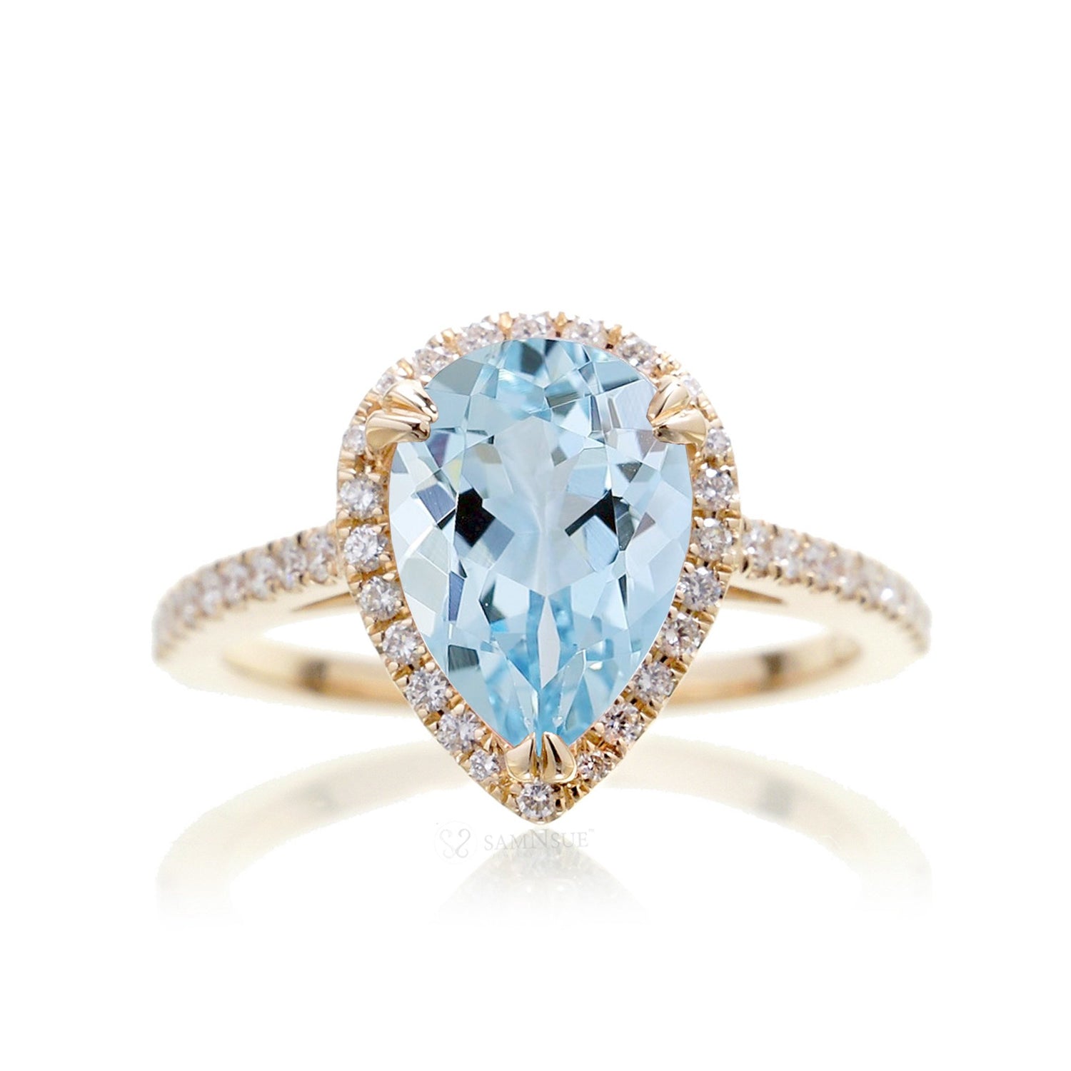 The Signature Pear Aquamarine