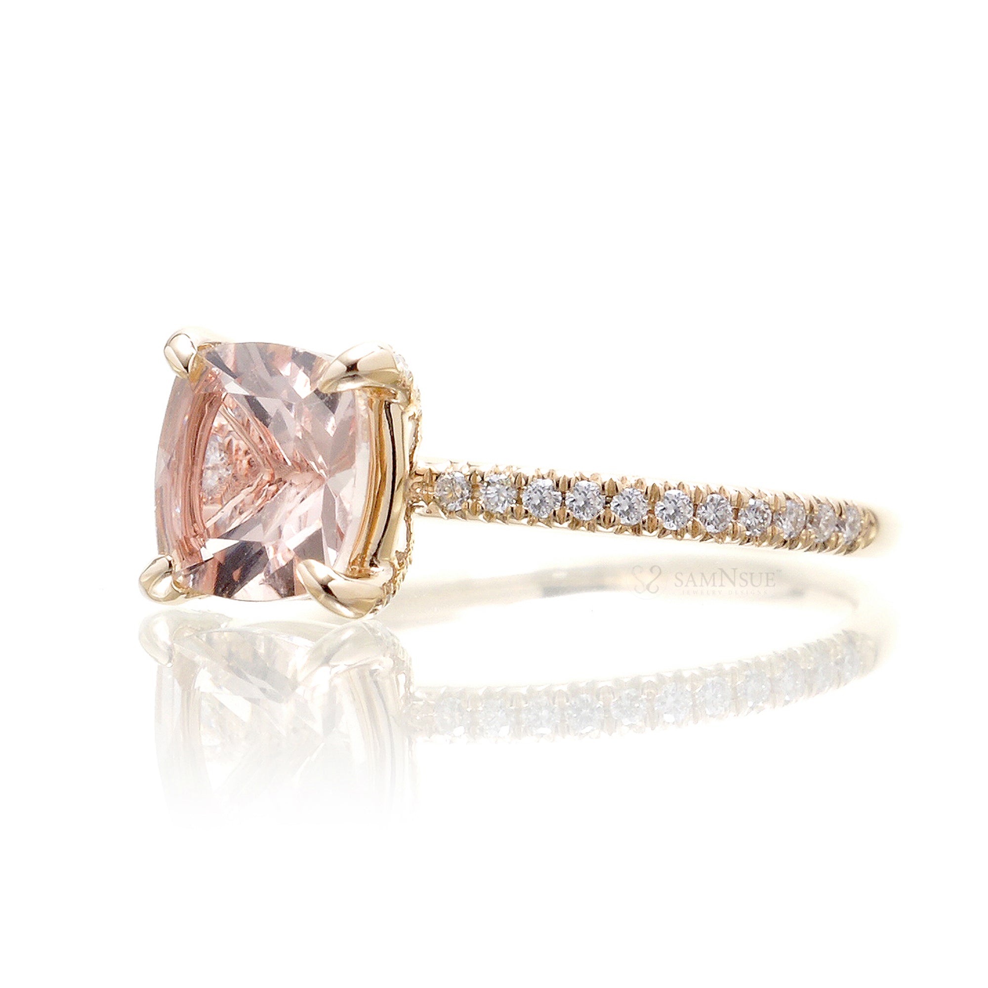 Square cushion morganite diamond band ring in yellow gold - The Ava