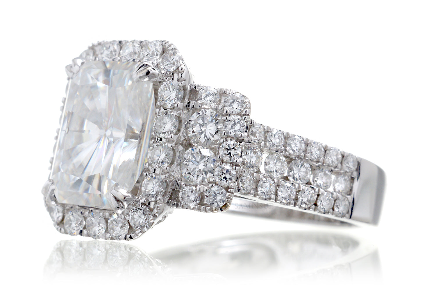 The Sydney Emerald Cut Moissanite Ring