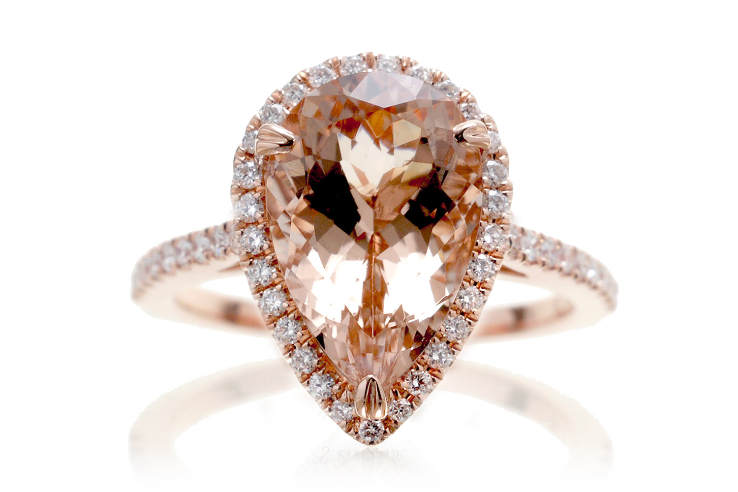 The Signature Pear Morganite