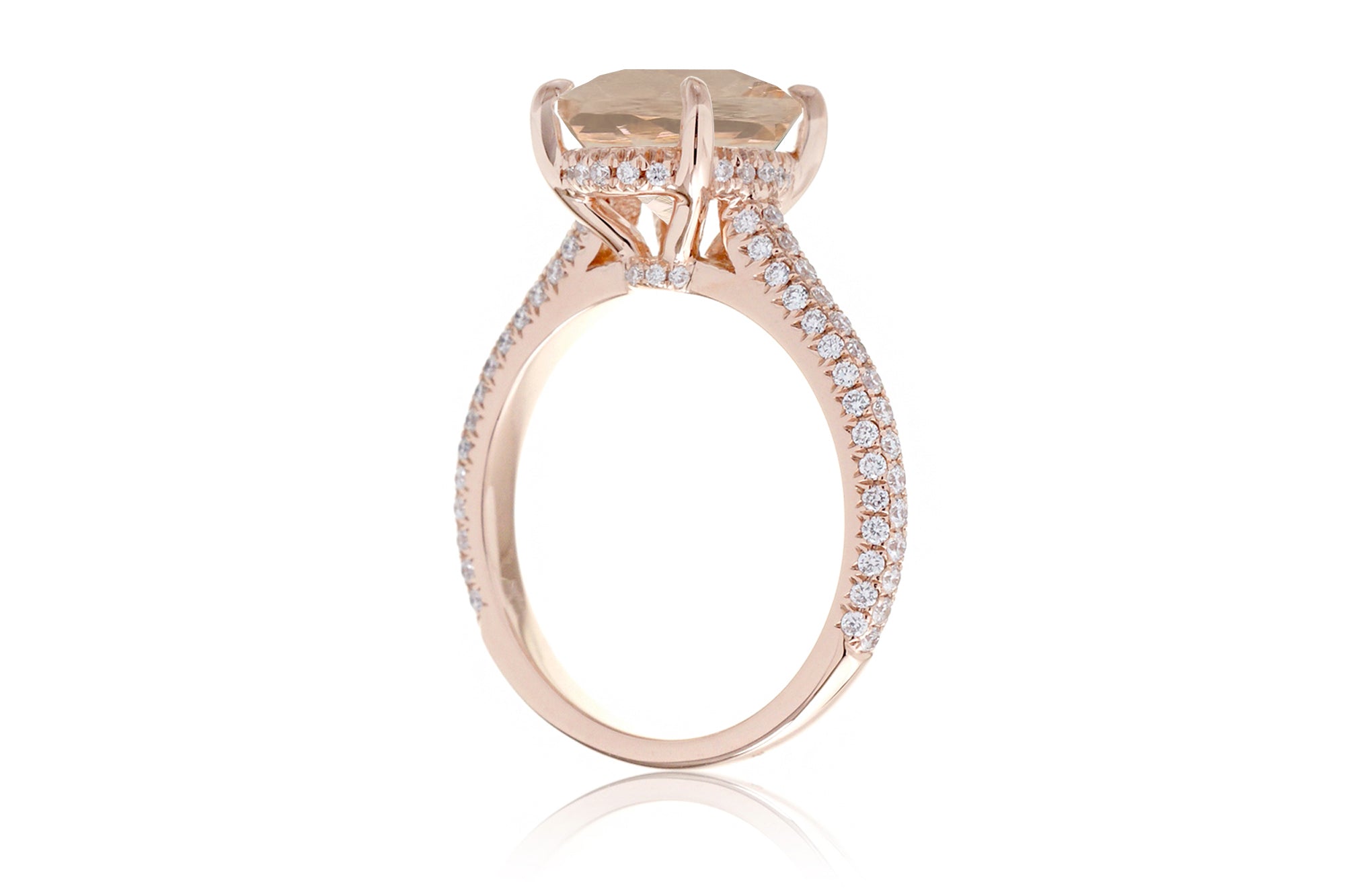 The Starlight Oval Morganite Ring