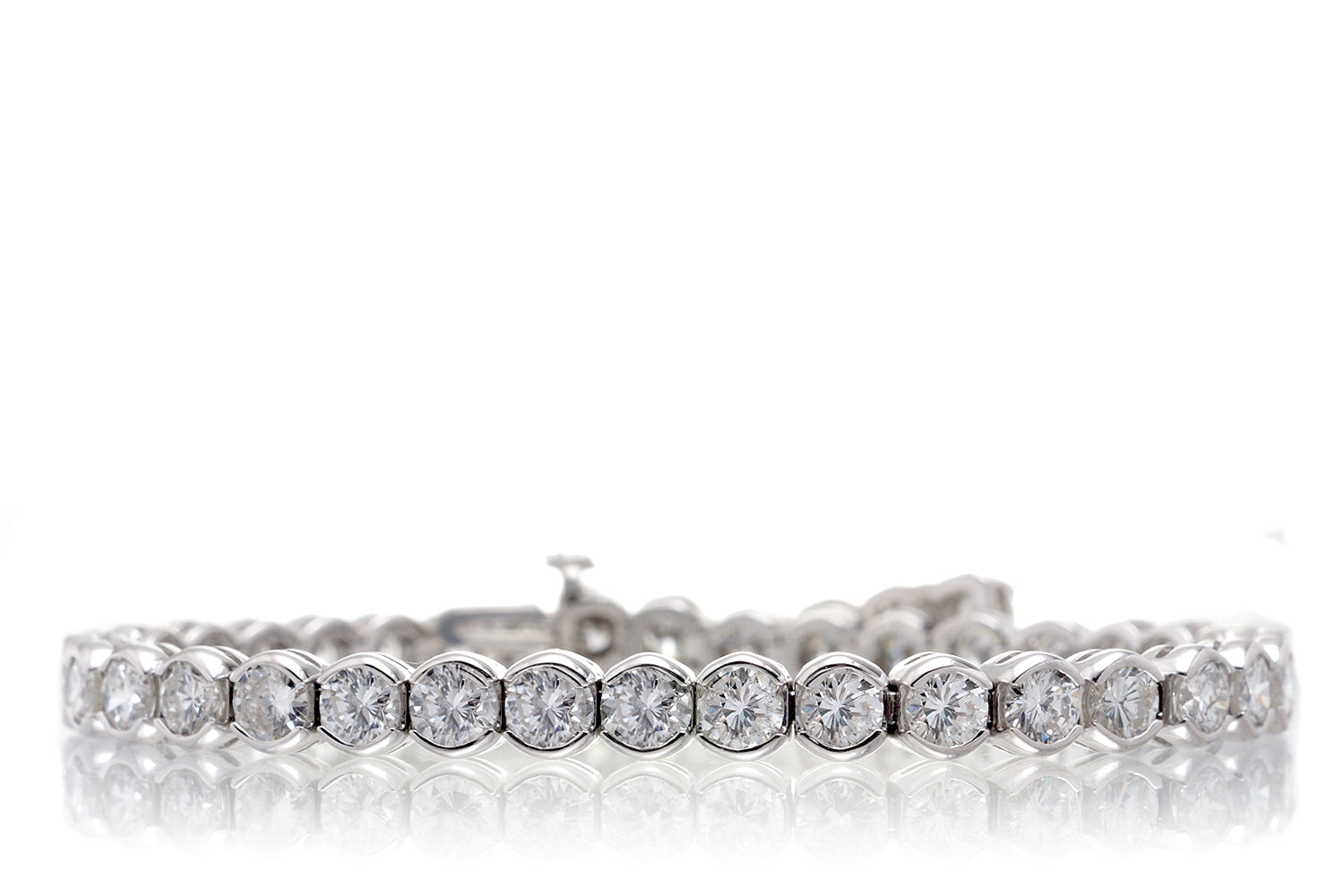 The Embraced Diamond Tennis Bracelet (10.12 ct tw.)
