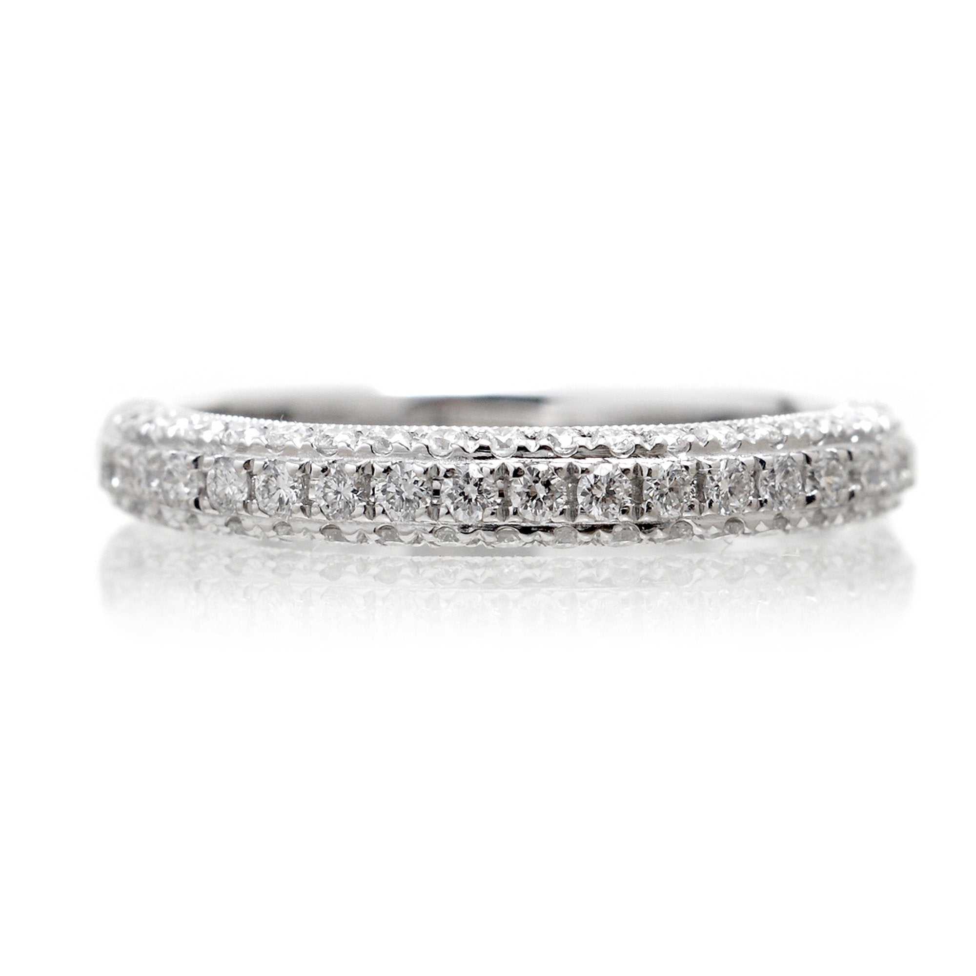 The Leila Three-Sided Diamond Band