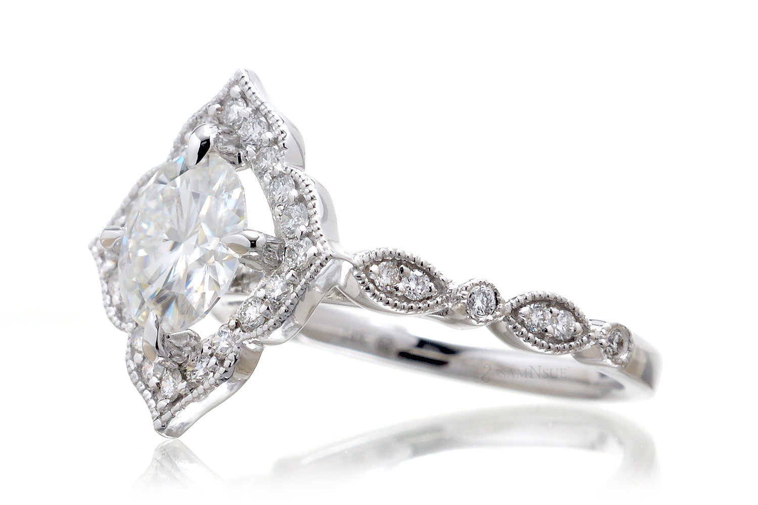 The Delilah Round Moissanite