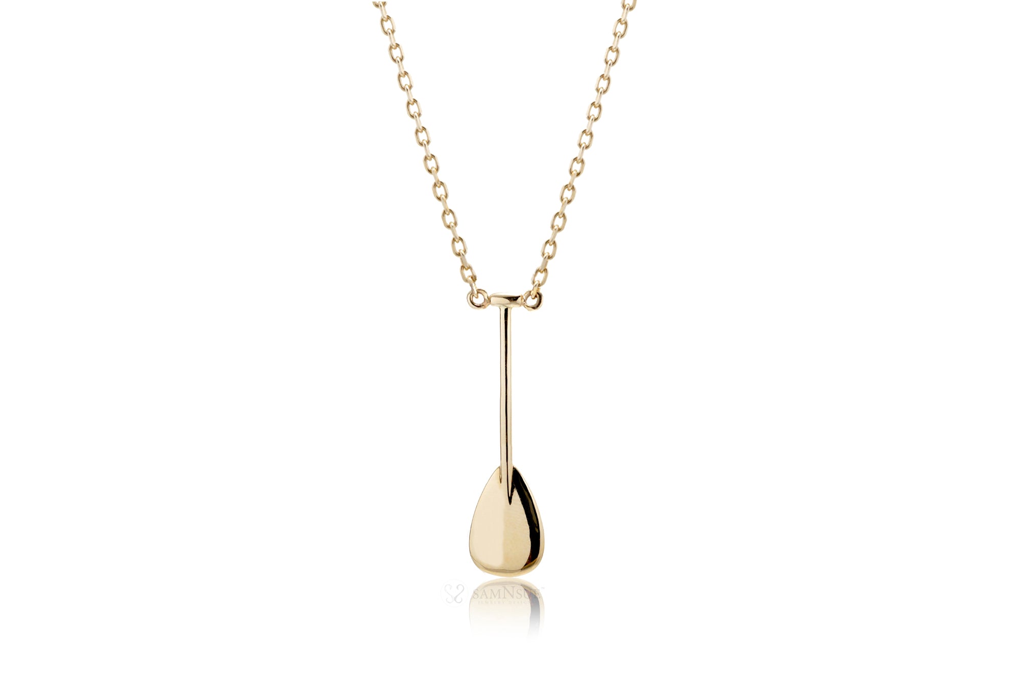 Tiny paddle necklace in yellow gold