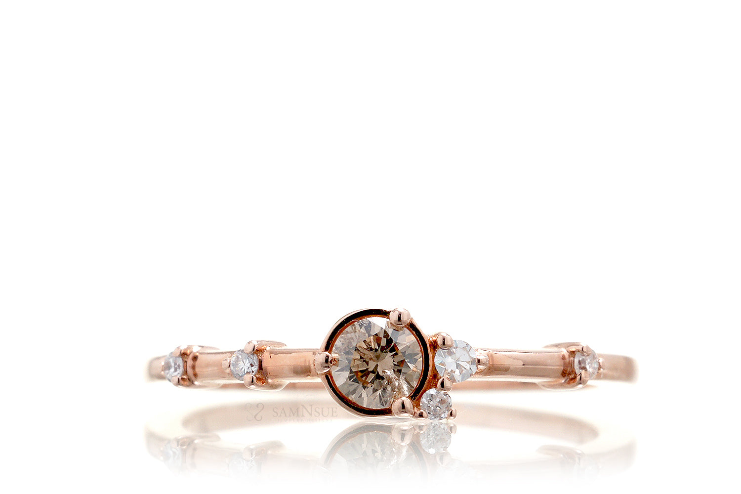 The Pluto Diamond Ring (cognac)