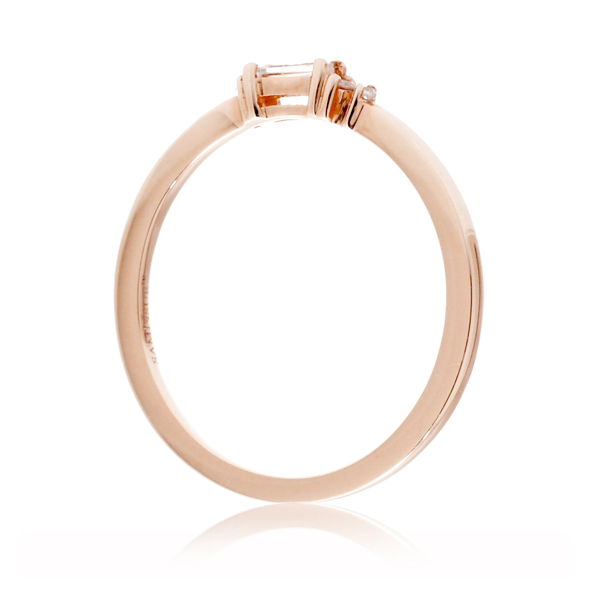The Agnès Minimalist Diamond Band