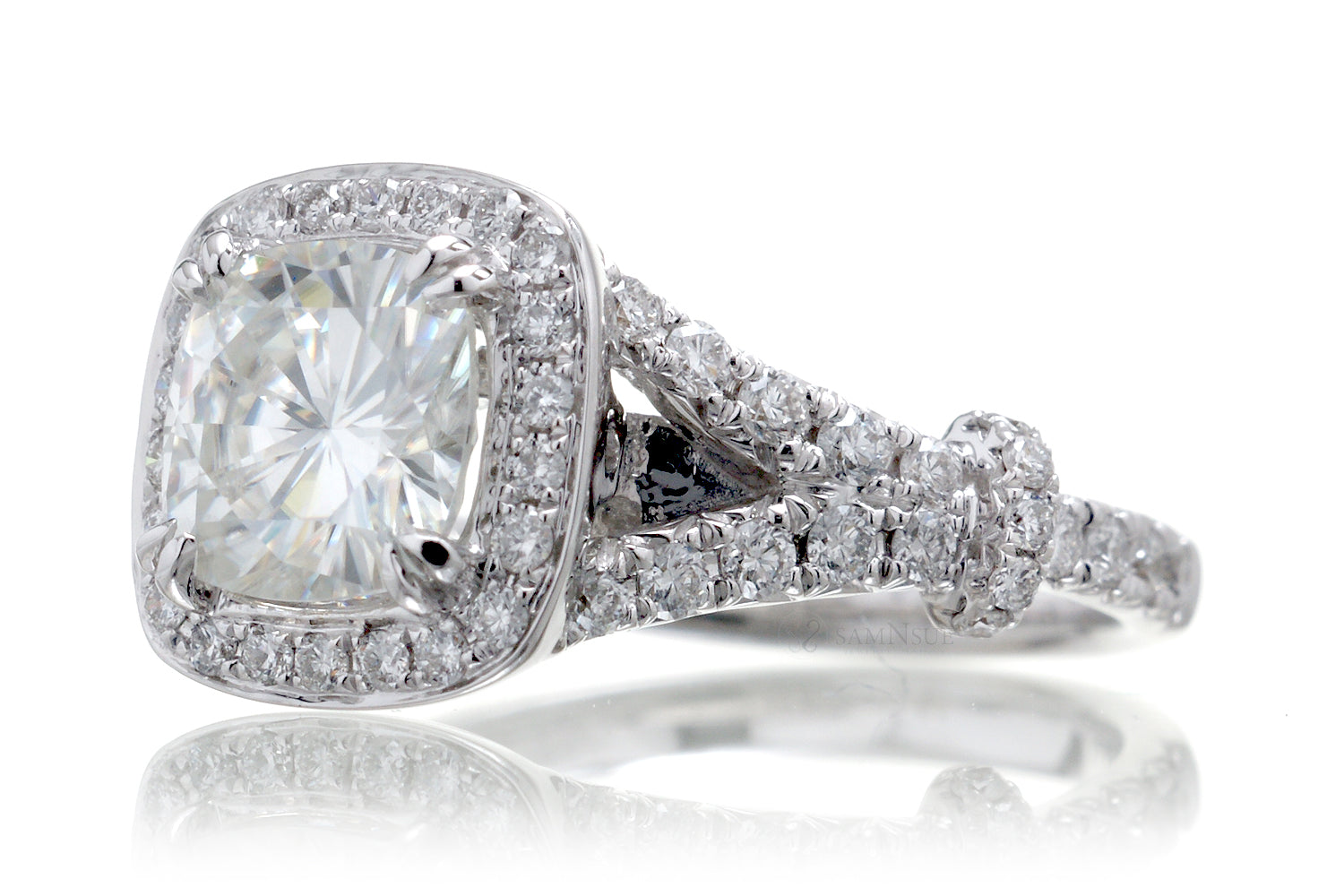 The Marissa Cushion Moissanite (8x8)