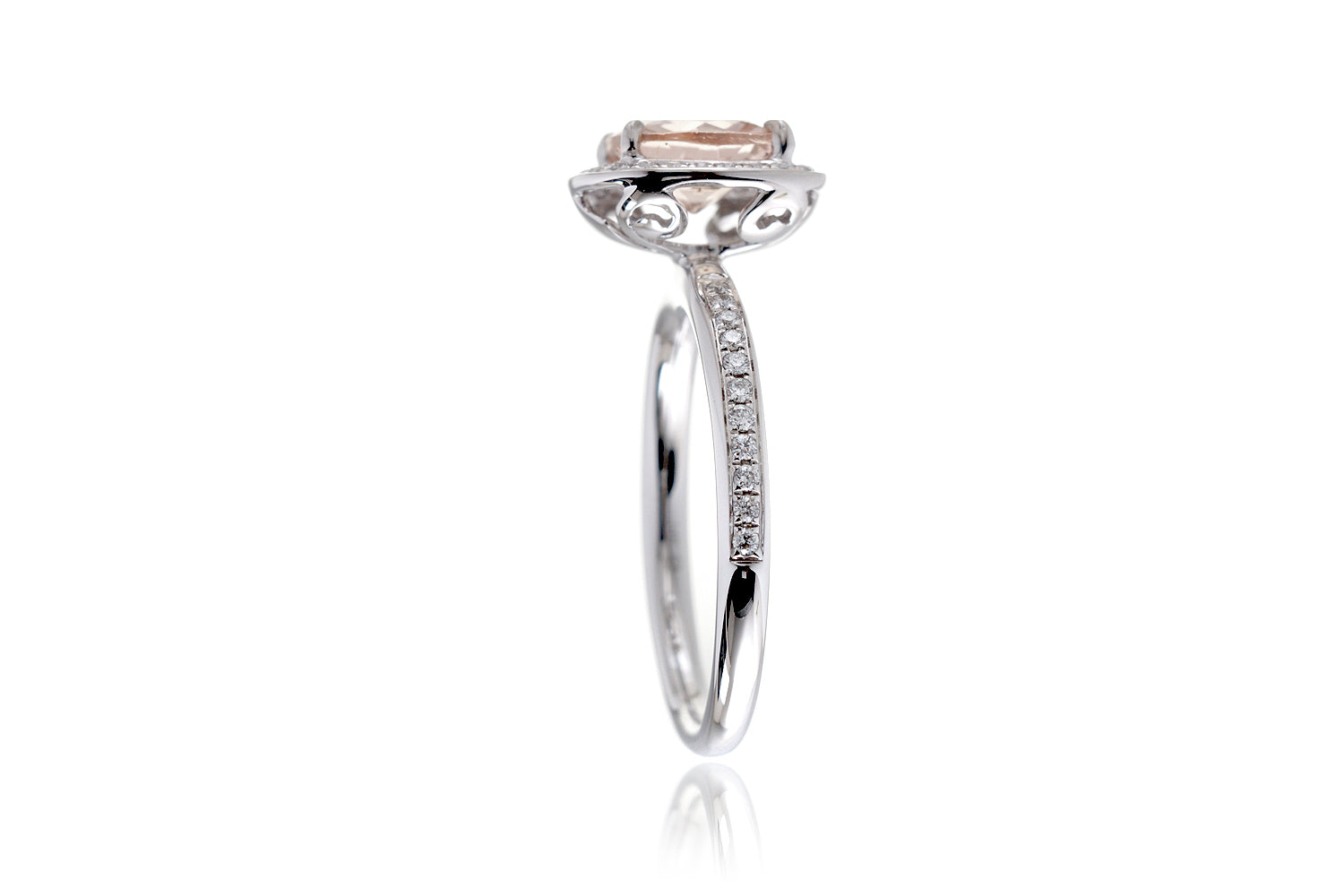 The Fleur De Lys Cushion Morganite