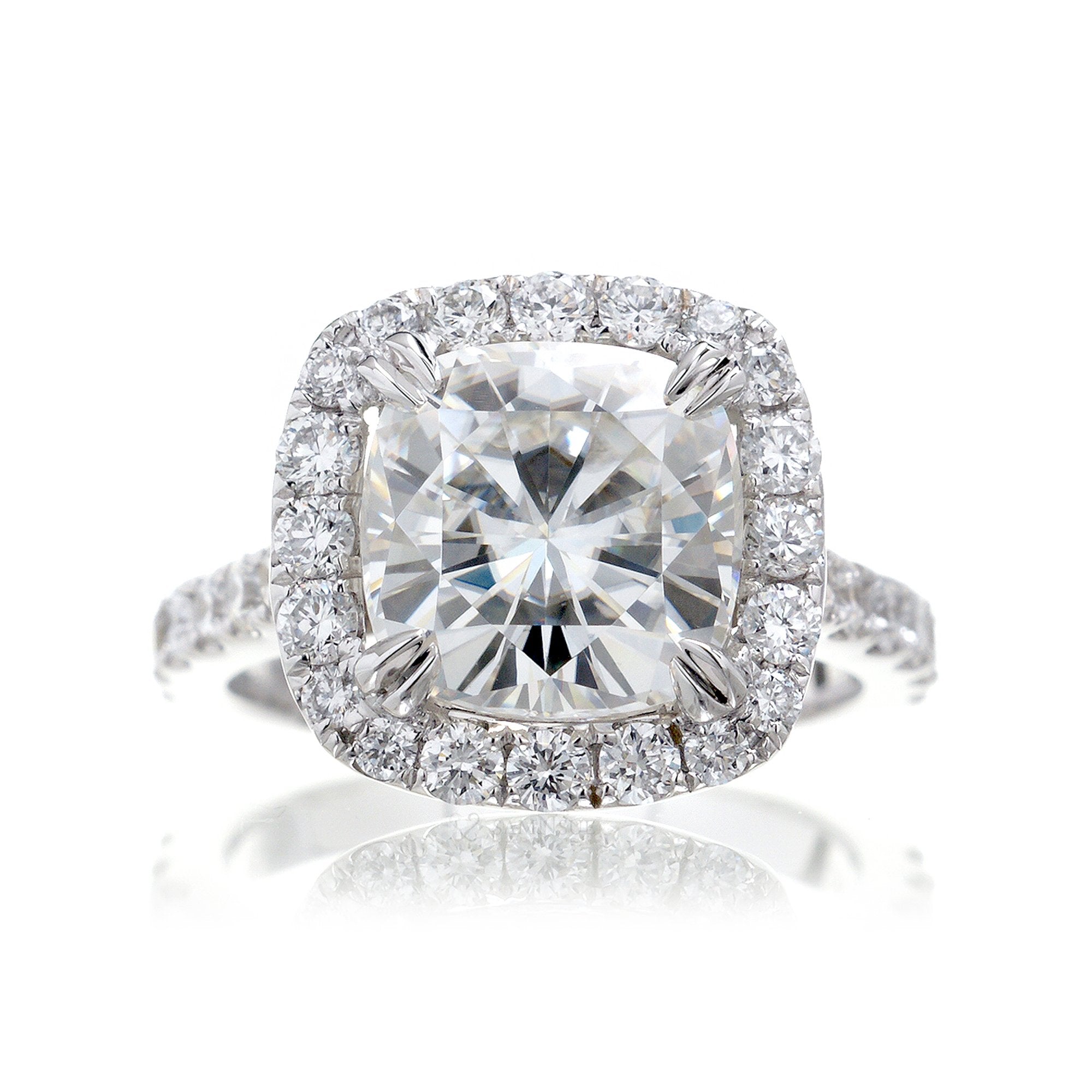 The Aurora Cushion Moissanite Ring