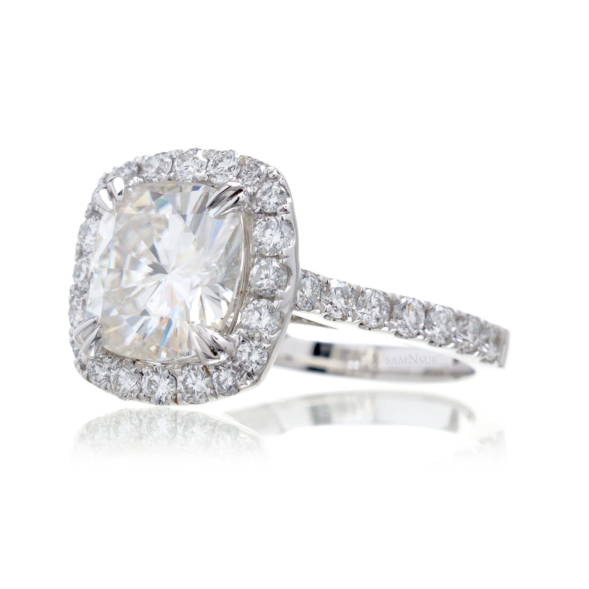 The Aurora Cushion Moissanite Ring