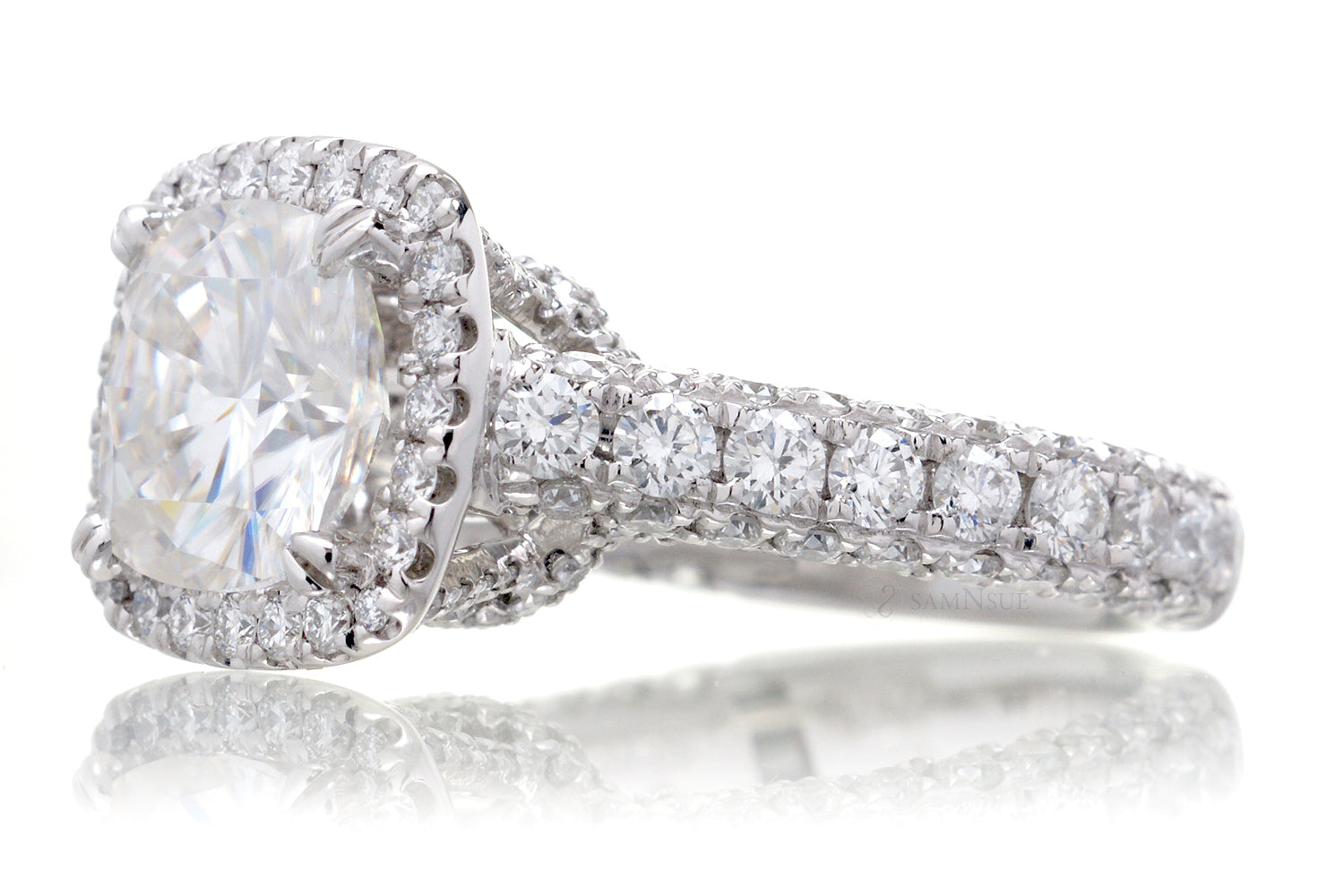 The Tamara Cushion Moissanite
