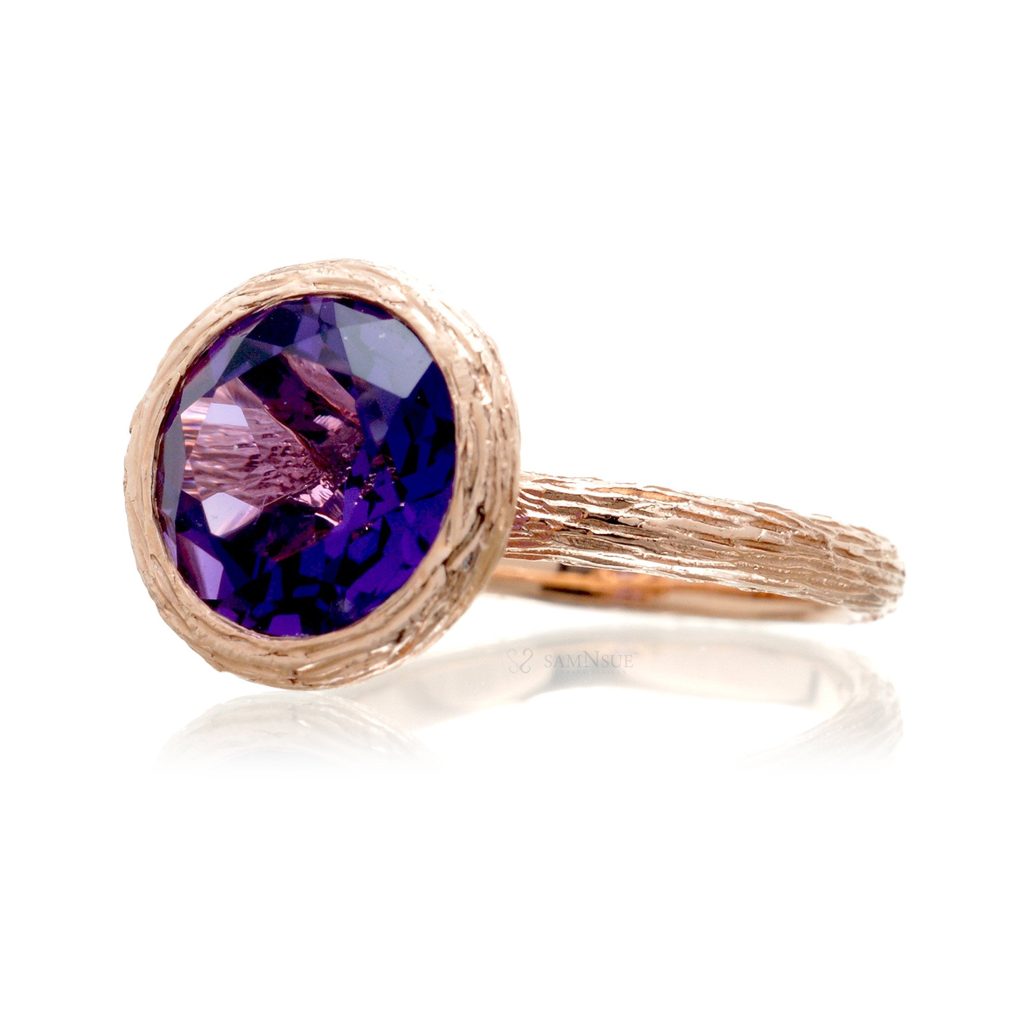 The Twig Round Amethyst Ring (10mm)