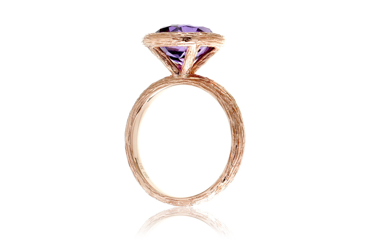 The Twig Round Amethyst Ring (10mm)