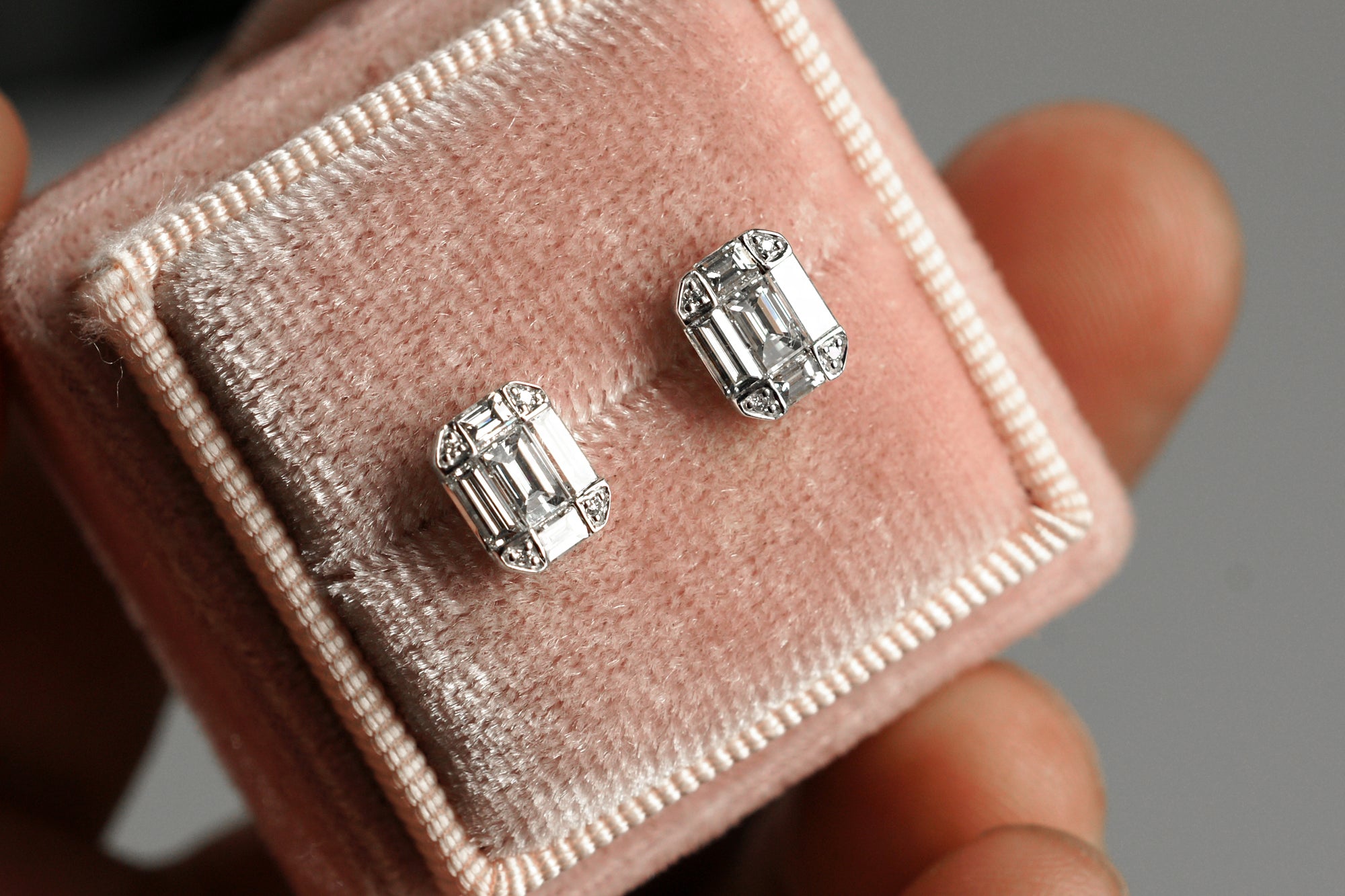 Diamond Studs Earrings For Woman In a Pink Velvet Box