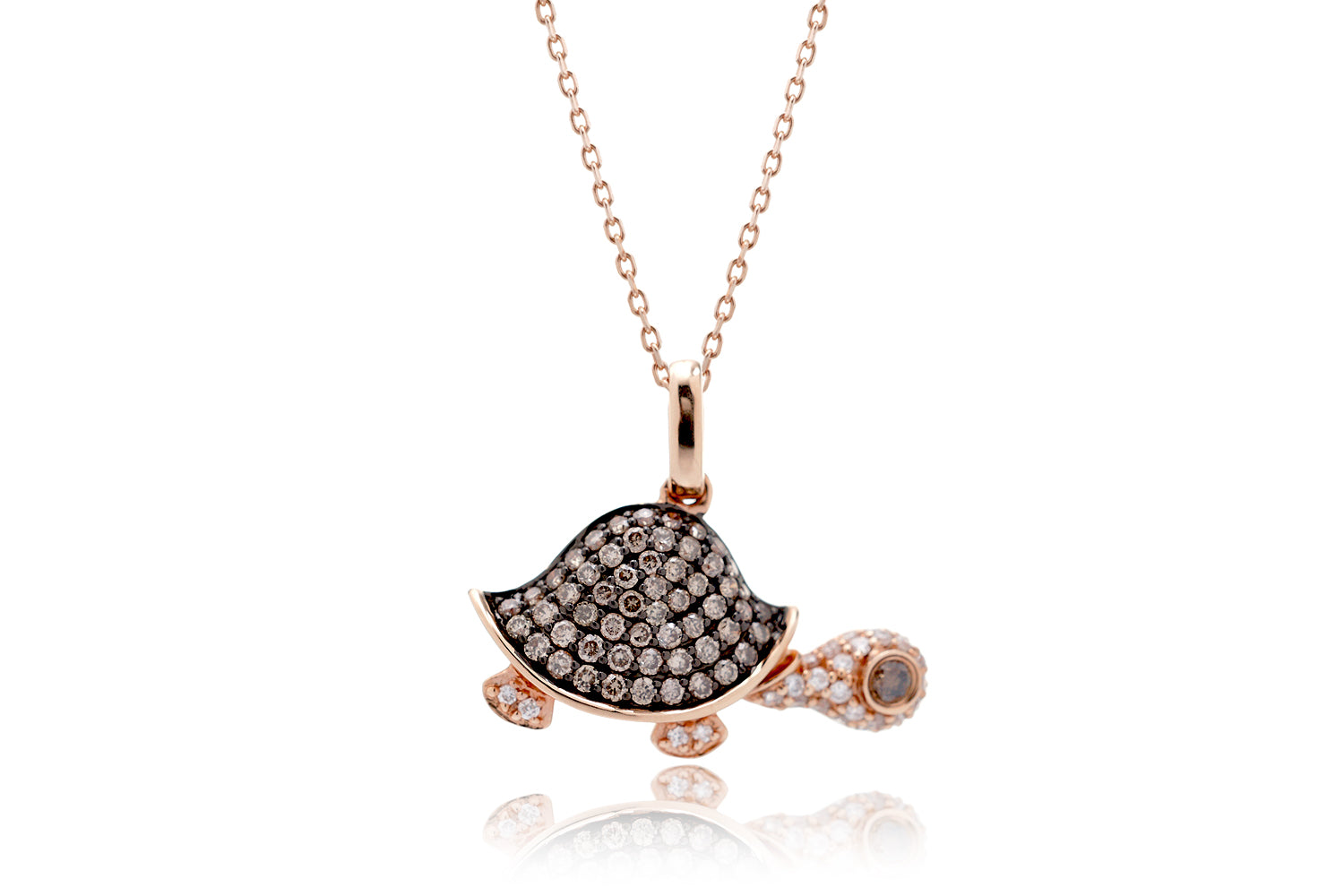 Turtle necklace with champagne diamond in rose gold