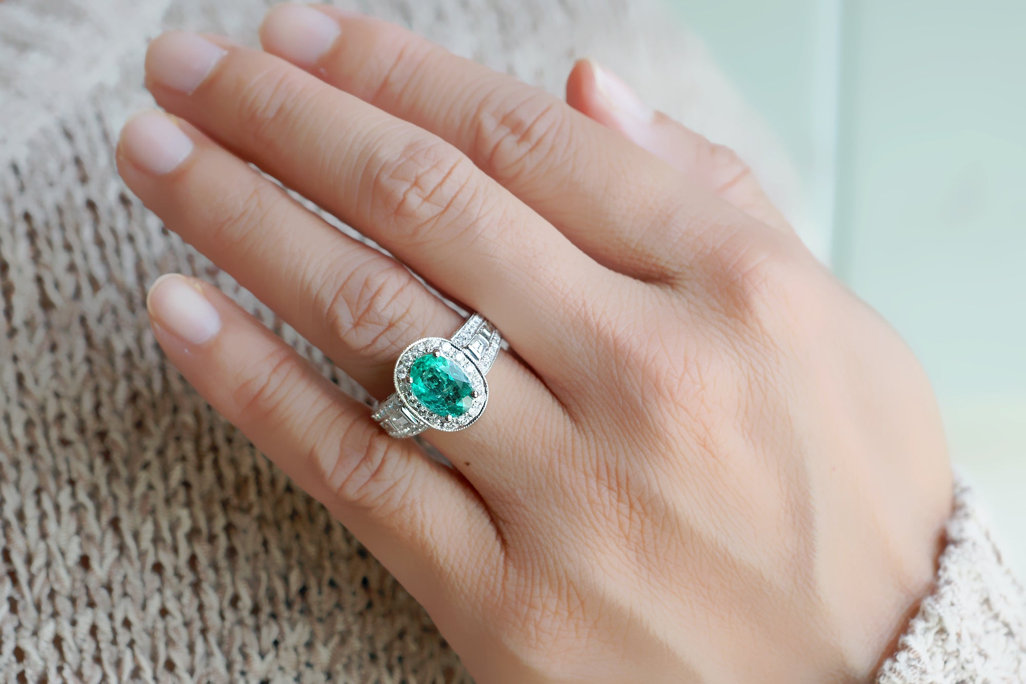 The Janell Oval Green Emerald Ring (2.27 ct. tw.)