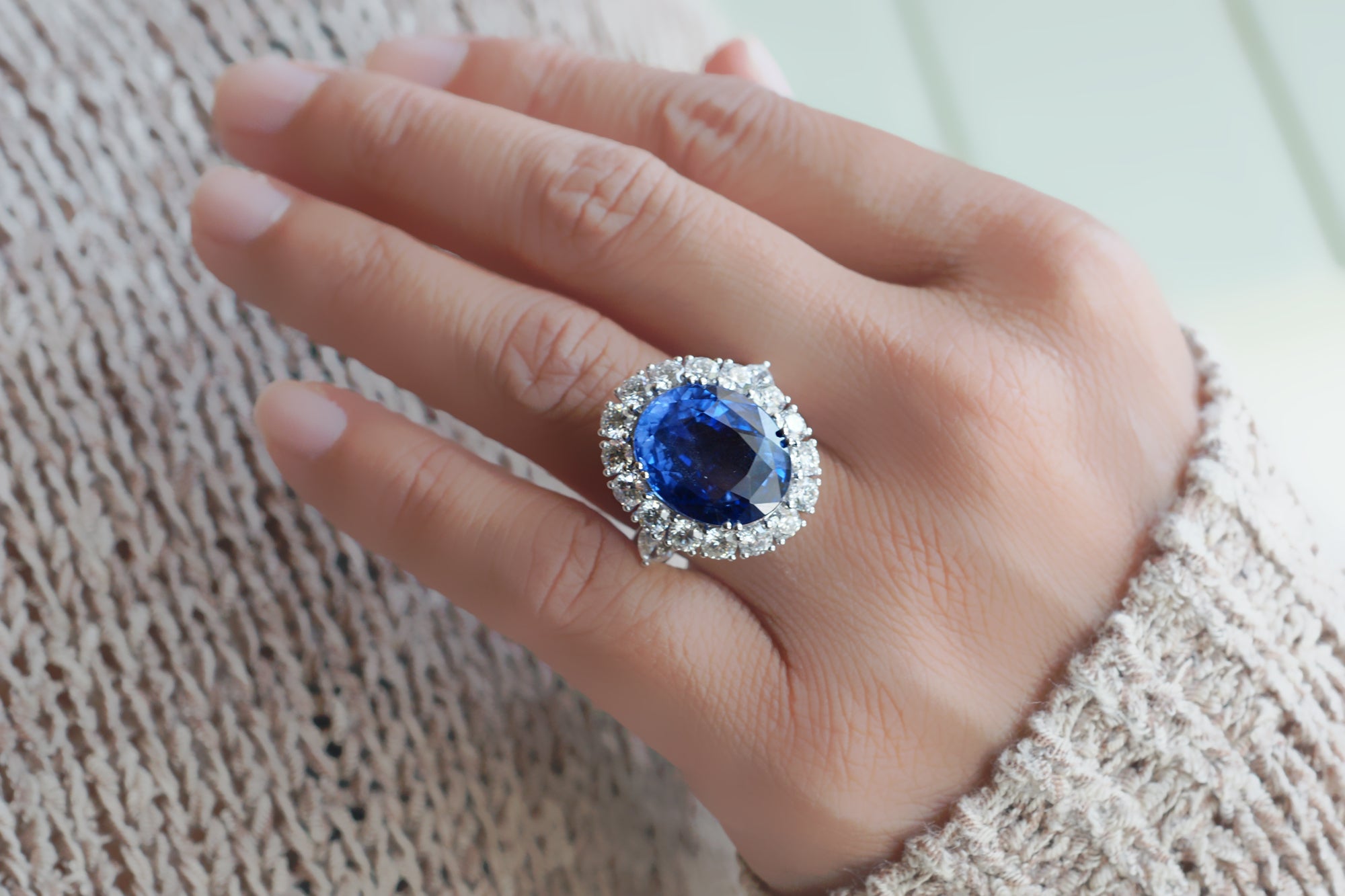 Unheated Blue Oval Sapphire Diamond Halo Ring (19.99 ct. tw.)