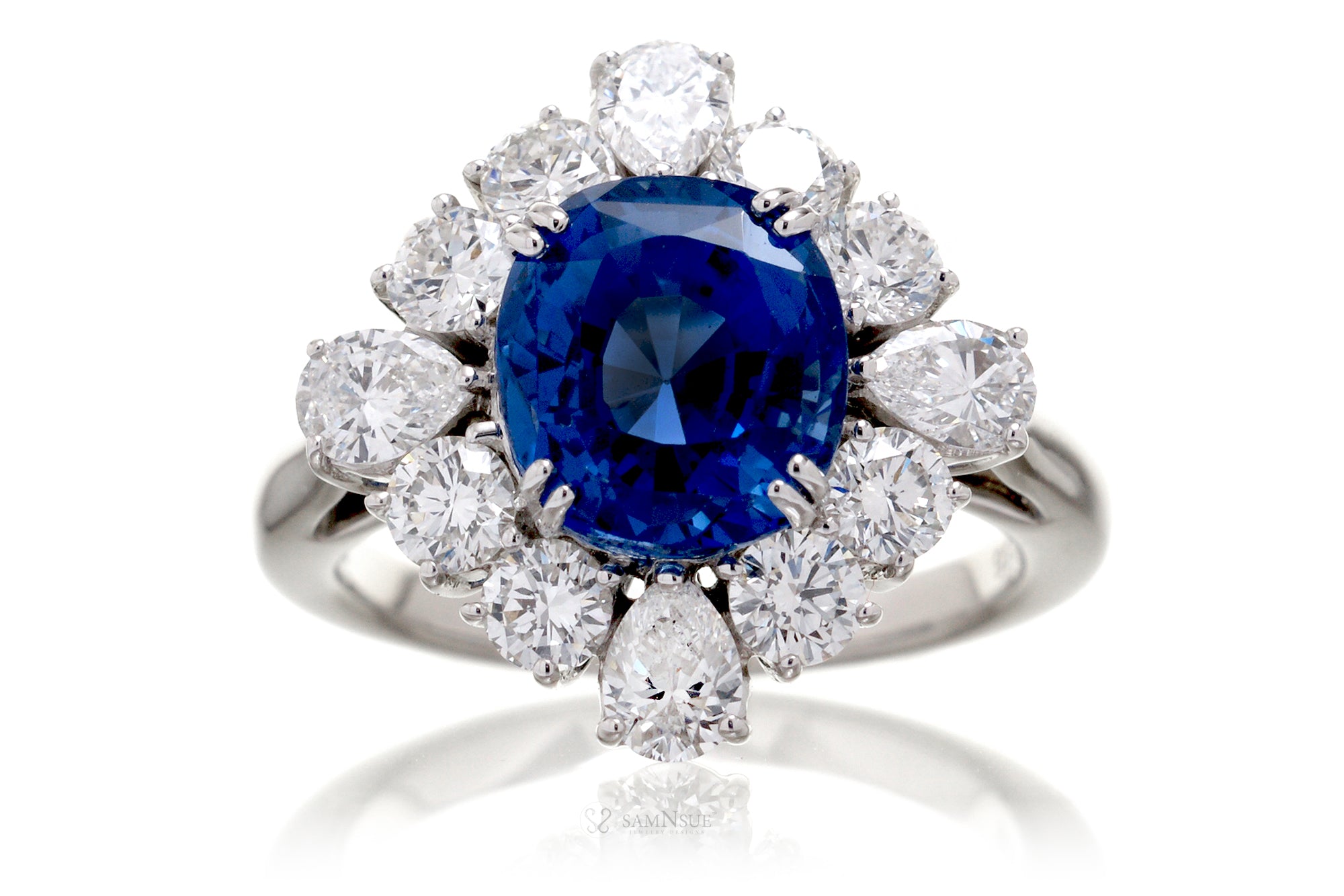 The Belle Oval Sapphire Platinum Ring (5.85 ct. tw.)