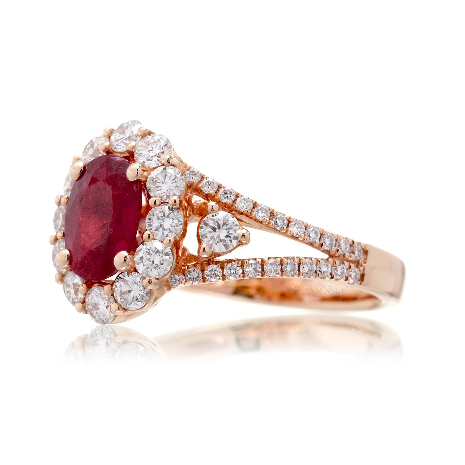 The Chelsea Oval Ruby