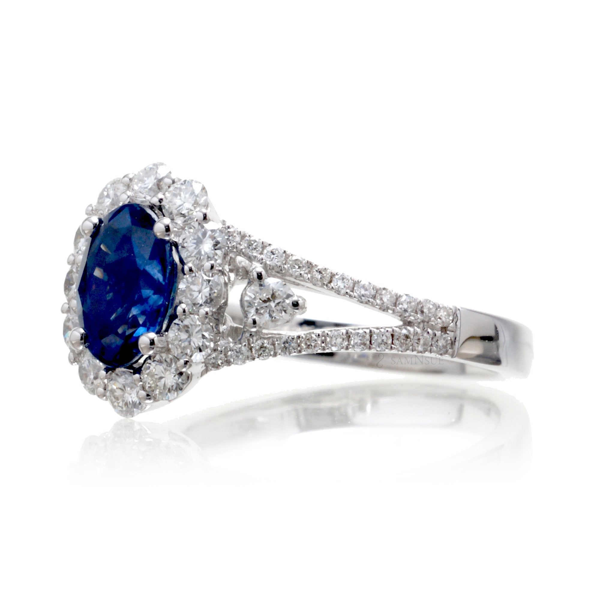 The Chelsea Oval Sapphire Ring
