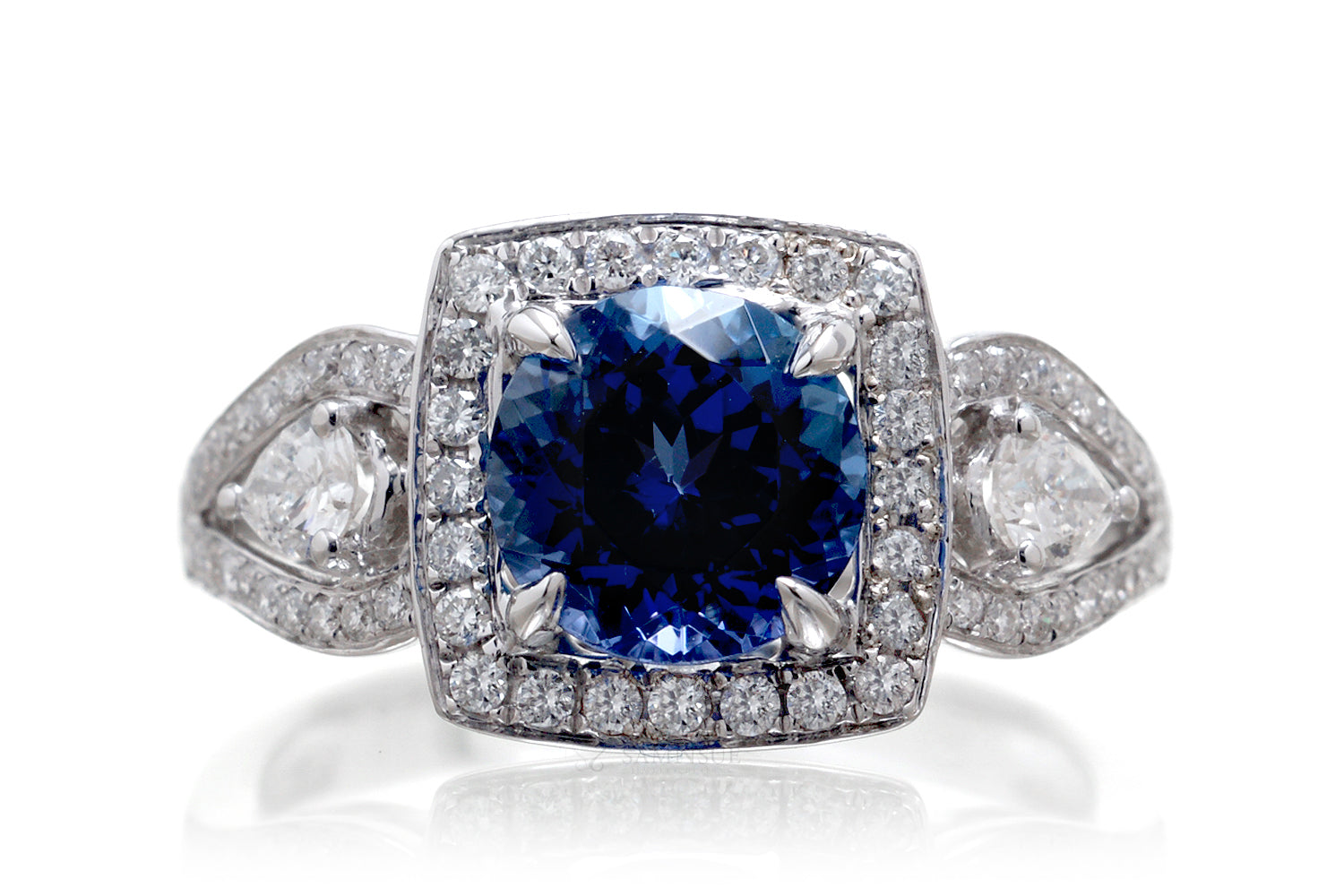 The Valerie Round Tanzanite (7.5mm)