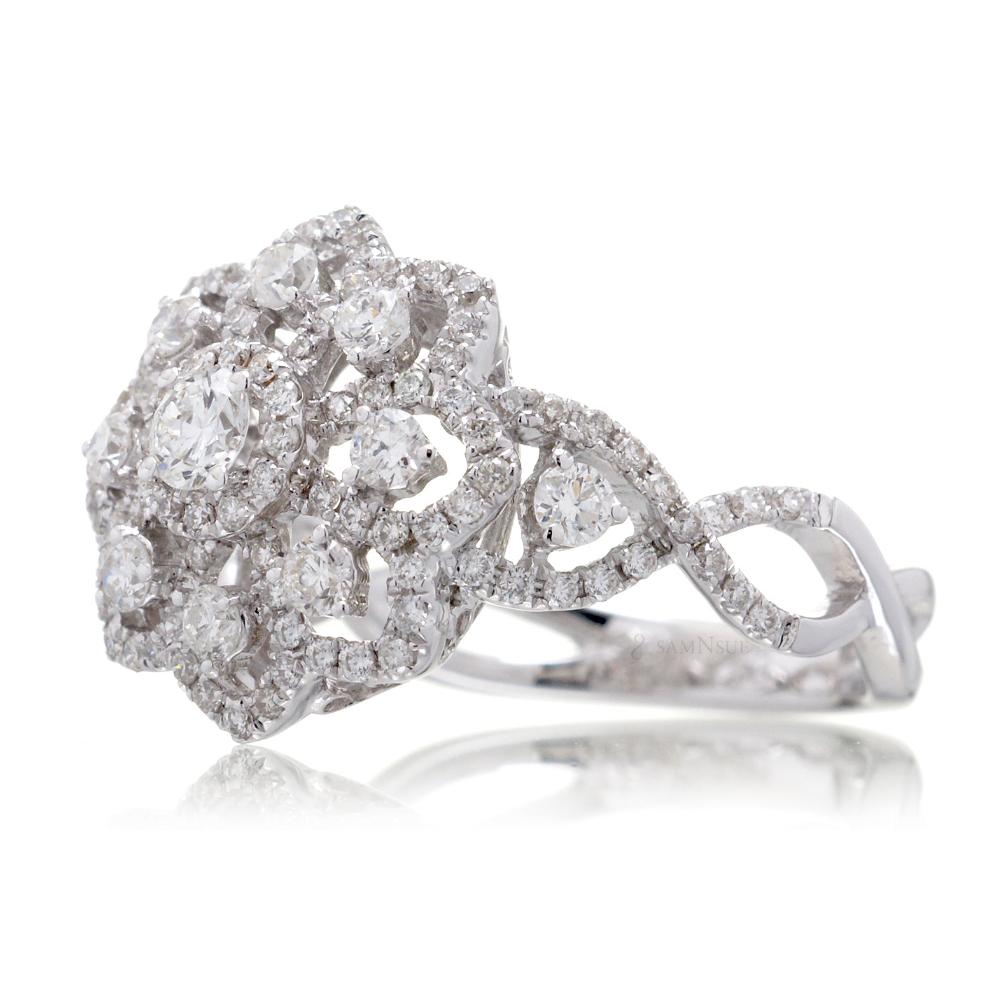 The Snow Flake Diamond Ring With Twist Band