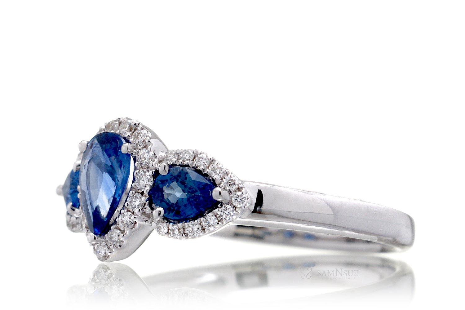 The Nellie Pear Sapphire Ring (0.93 ct. tw.)