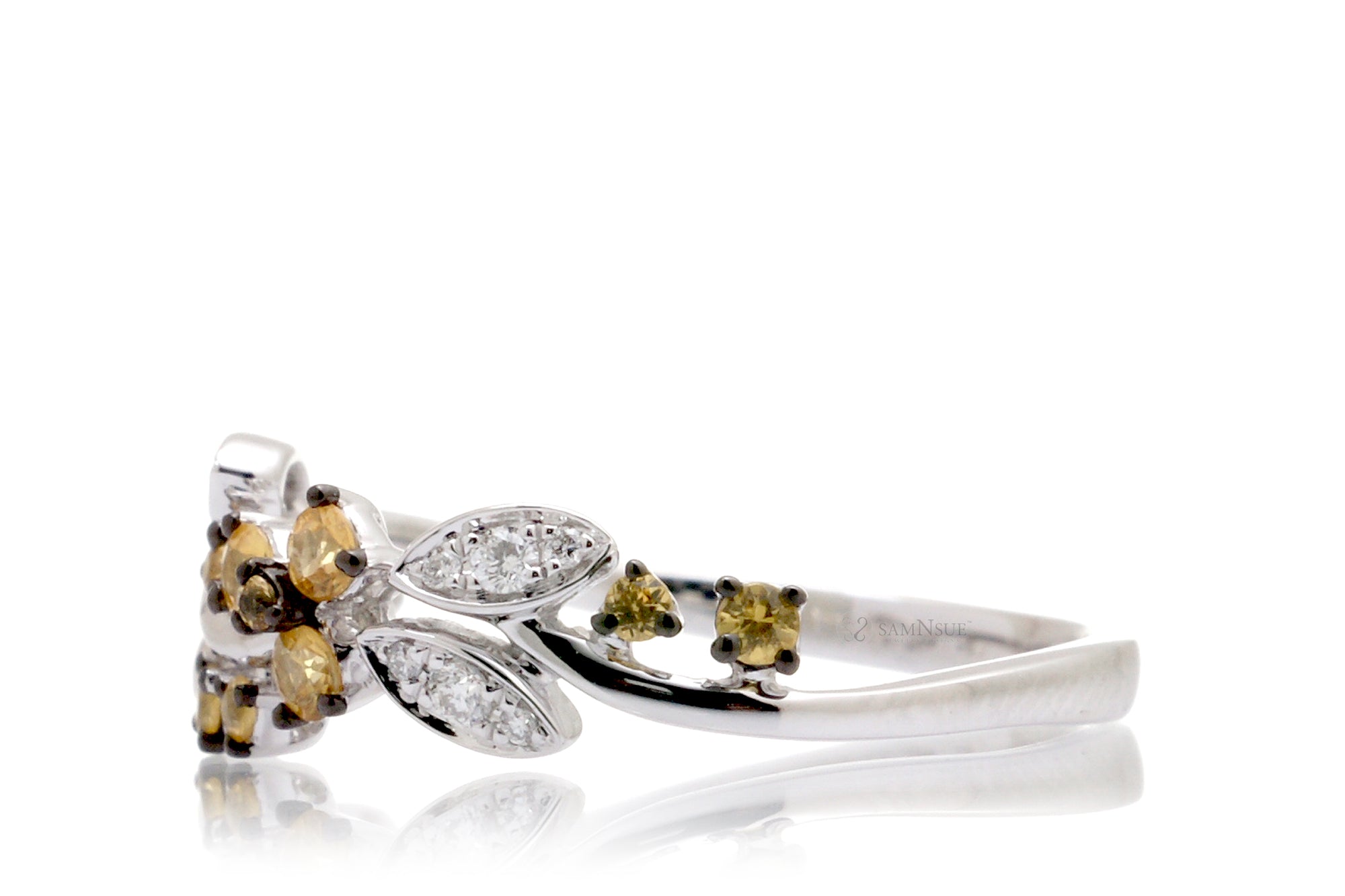 The Evy Yellow Sapphire Ring