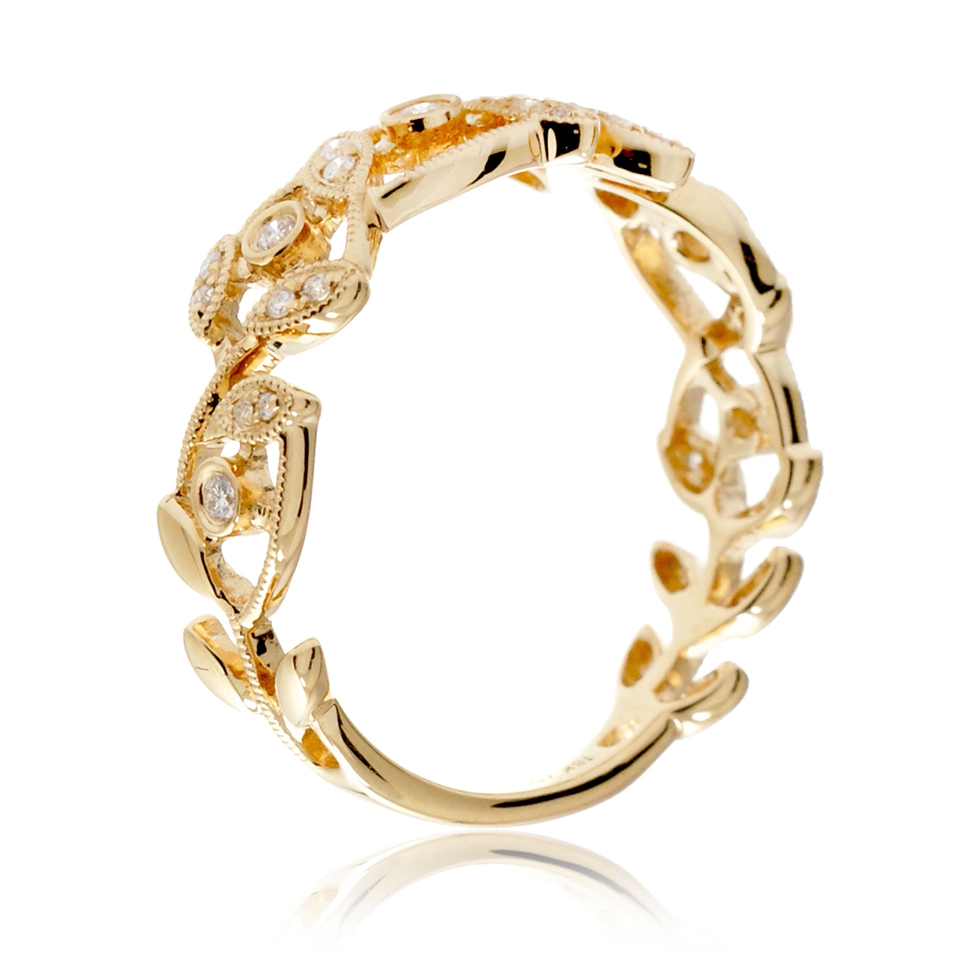 Leaf and vine diamond wedding anniversary band in yellow gold