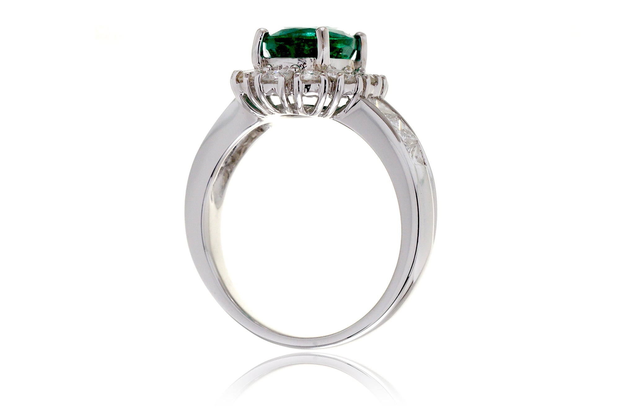 The Eleanor Oval Emerald Ring (2.33ct. tw.)