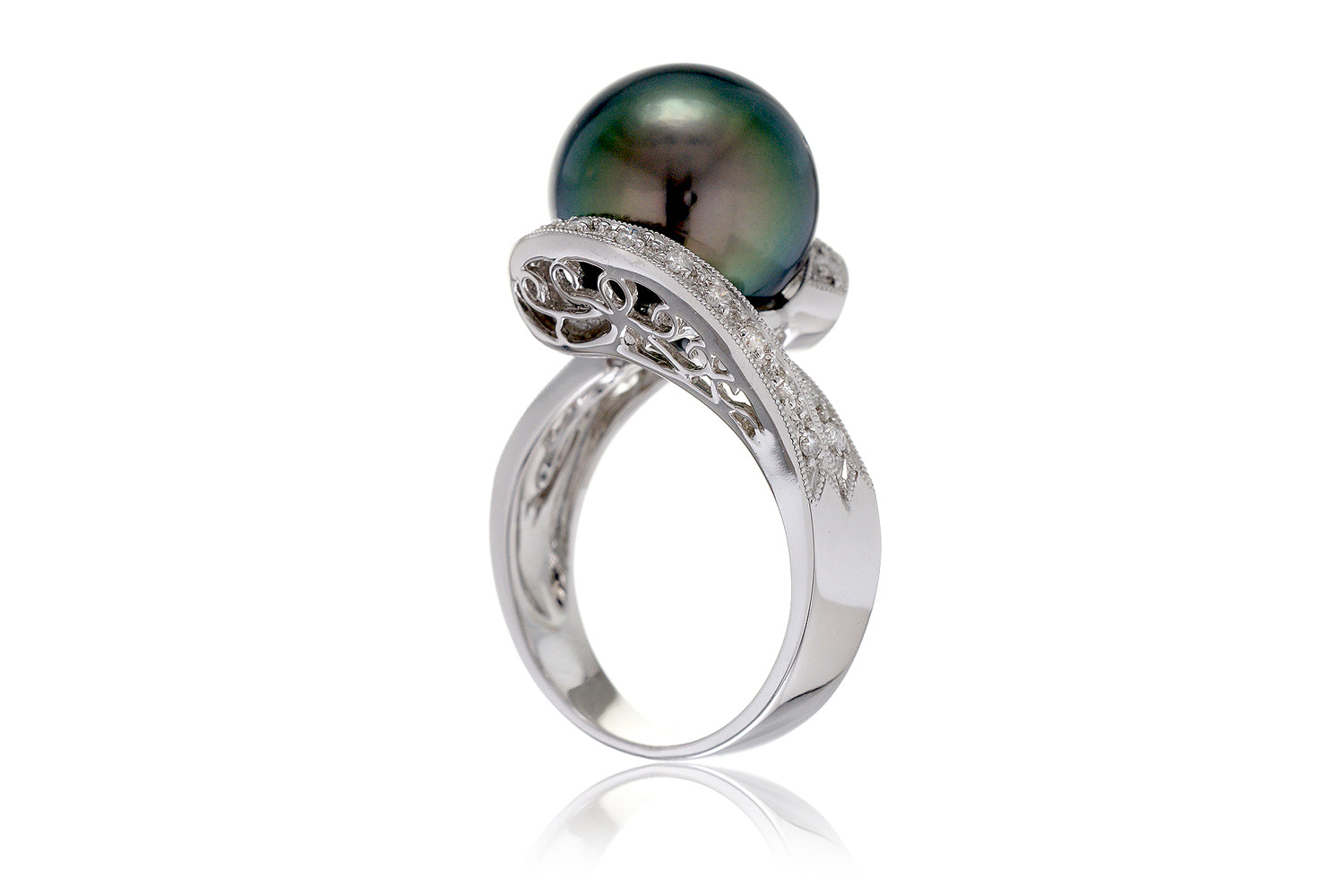 Peacock pearl ring store