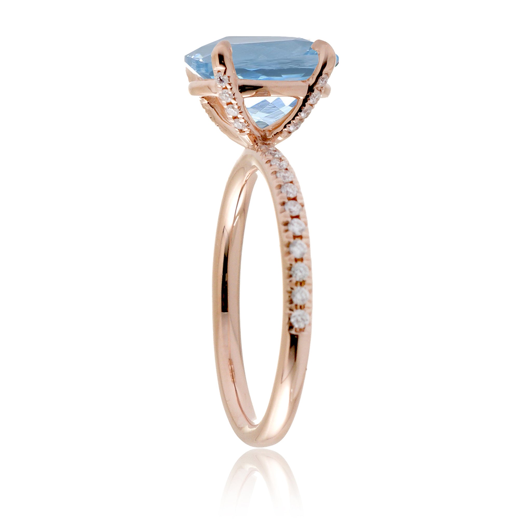 The Ava Oval Aquamarine Ring
