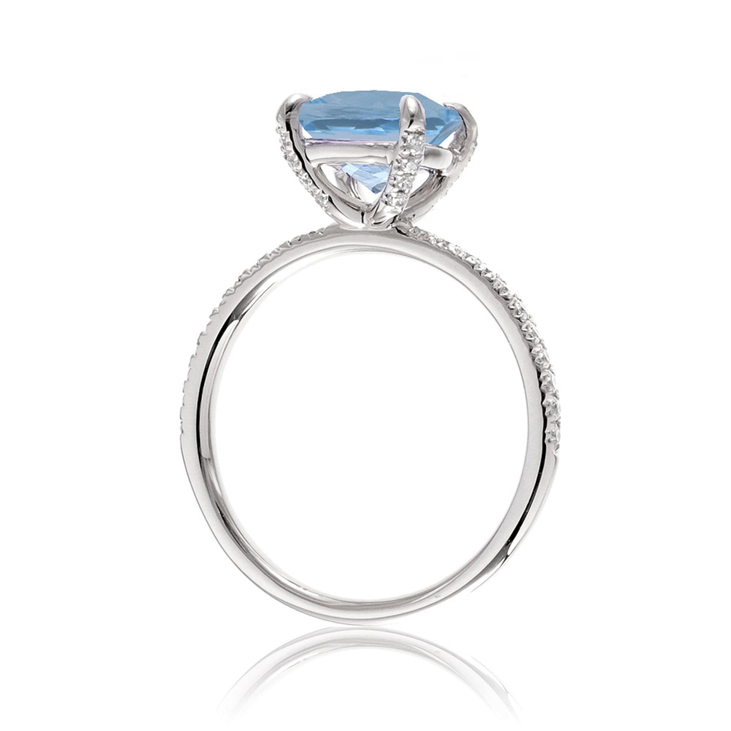 The Ava Oval Aquamarine Ring