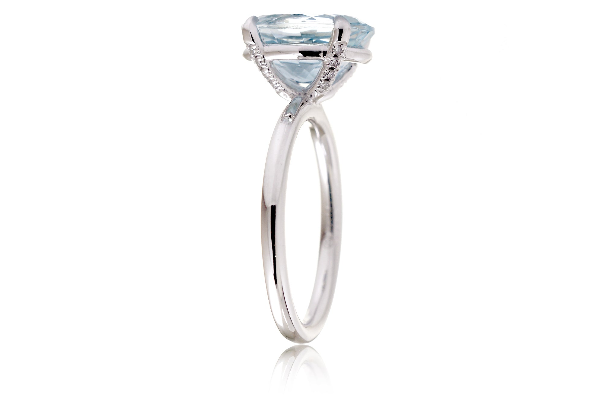 The Ava Oval Aquamarine Ring