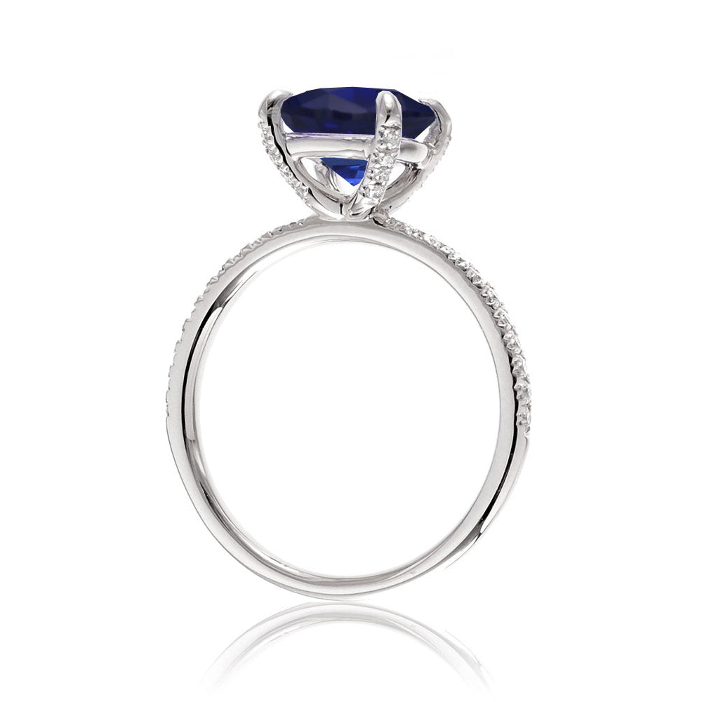 The Ava Round Sapphire Ring (Lab Grown)