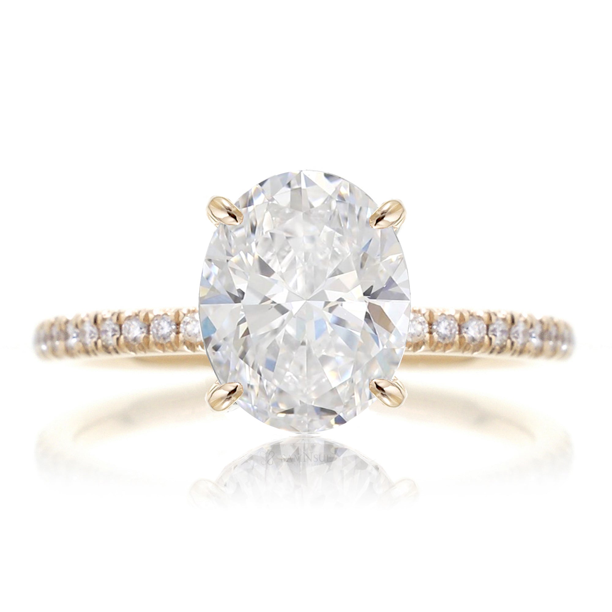 Oval cut lab-grown diamond engagement ring yellow gold - The Ava