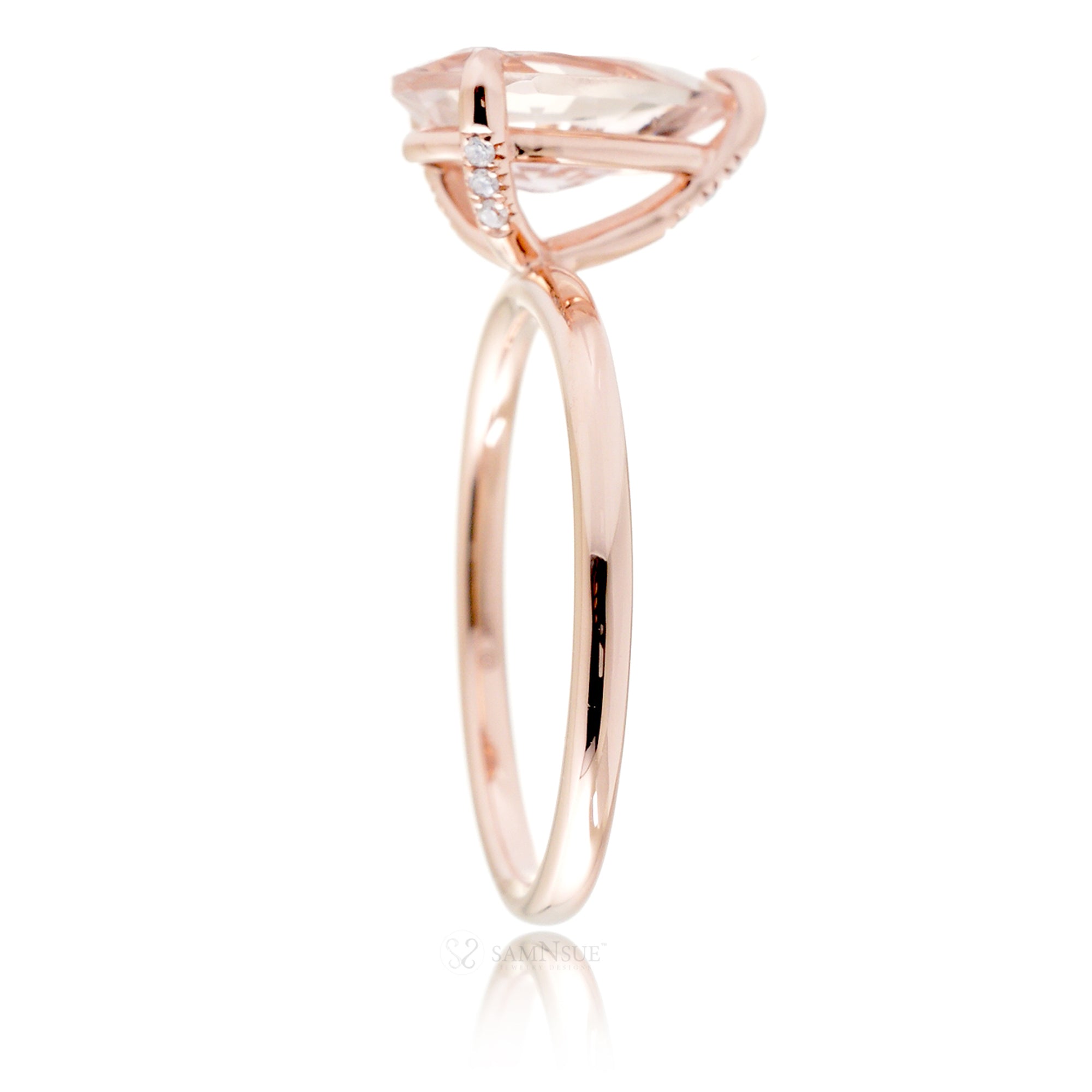The Ava Pear Morganite