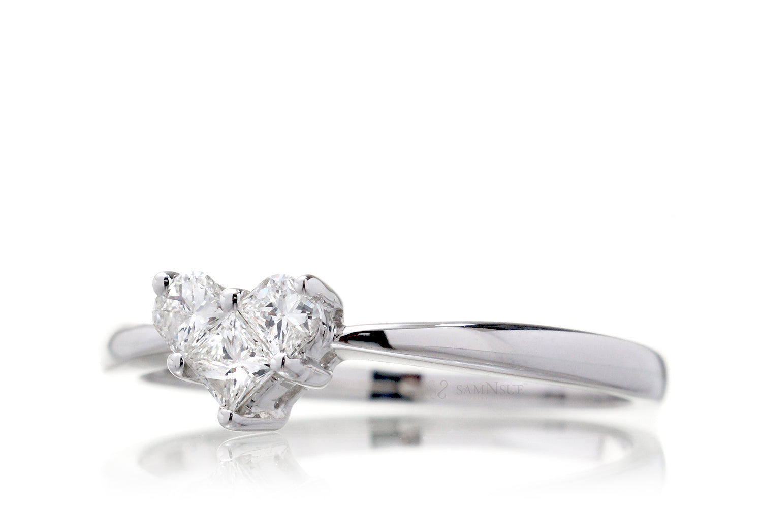 The Lily Diamond Ring