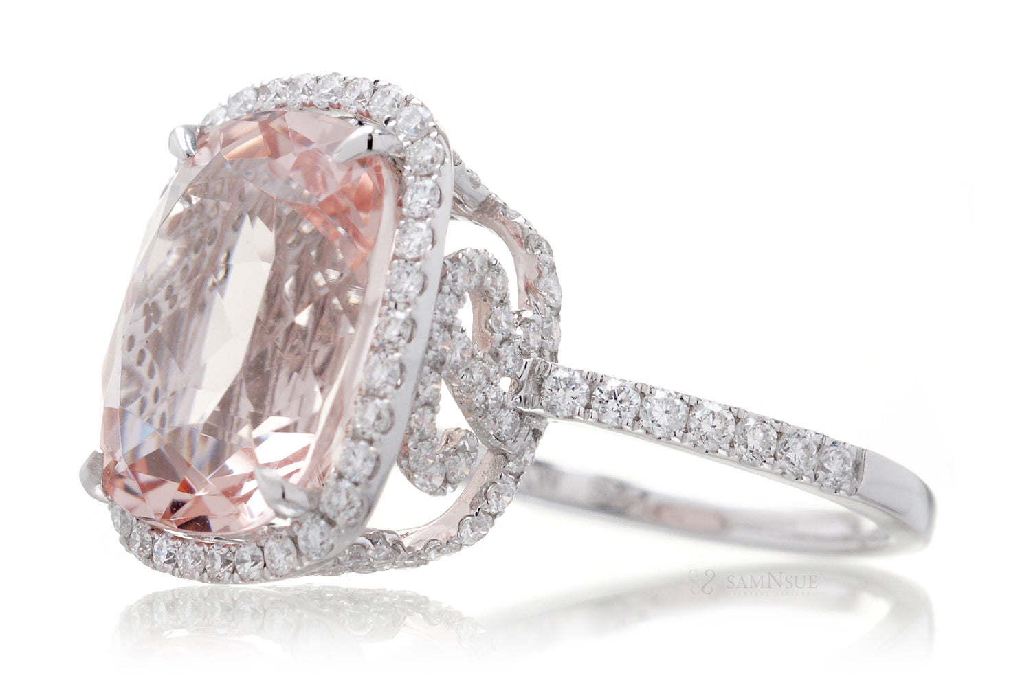 The Holly Cushion Morganite (14 N R infinity)