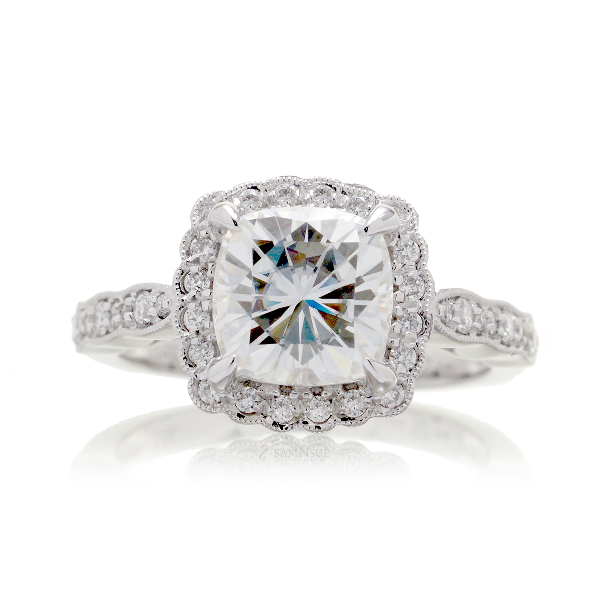 The Scallop Cushion Moissanite Ring (7.5mm FB)